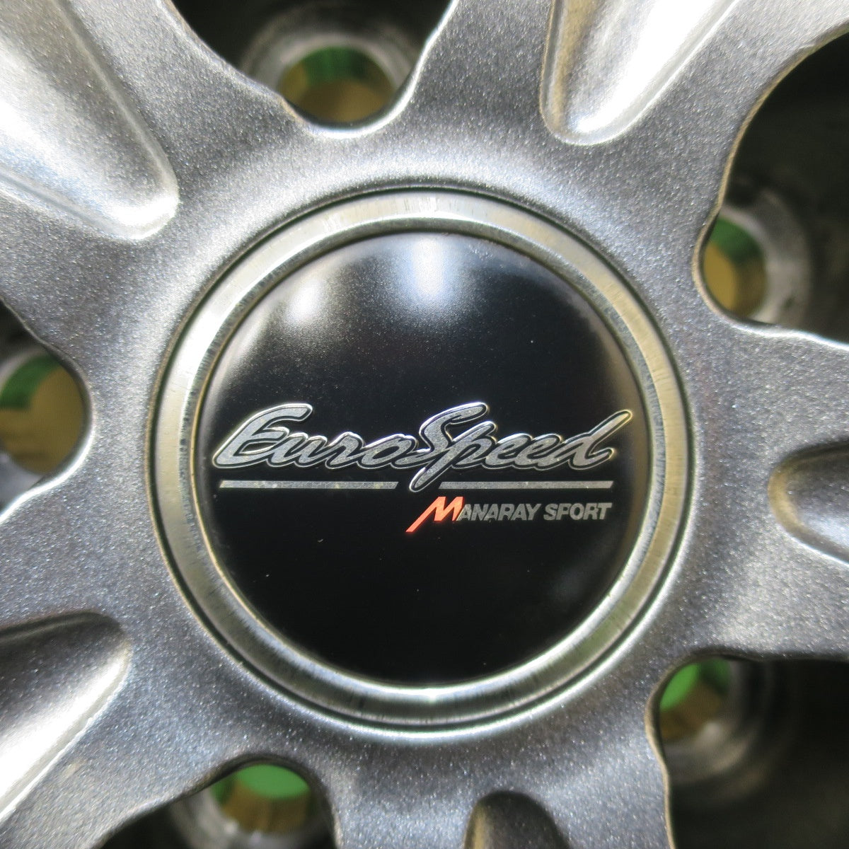 バリ溝!22年!キレイ!9.5分以上★スタッドレス 225/60R17 ヨコハマ アイスガード iG60 EuroSpeed MANARAY SPORT ユーロスピード マナレイ 17インチ PCD114.3/5H★5051008イス