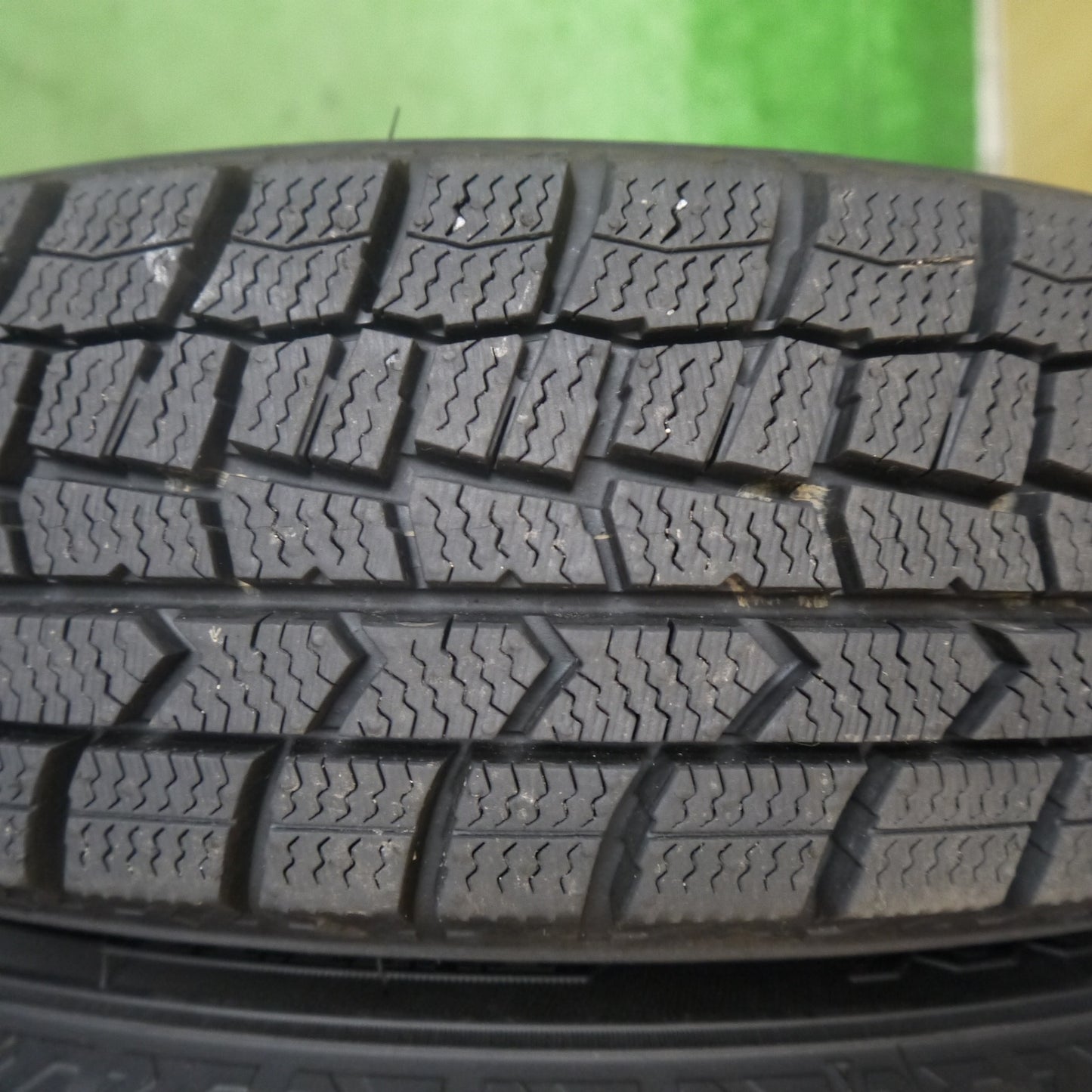 バリ溝!24年!キレイ!ほぼ10分★スタッドレス 145/80R13 ダンロップ ウインターマックス WM02 VEMOTION Vエモーション 13インチ PCD100/4H★5071802Hス