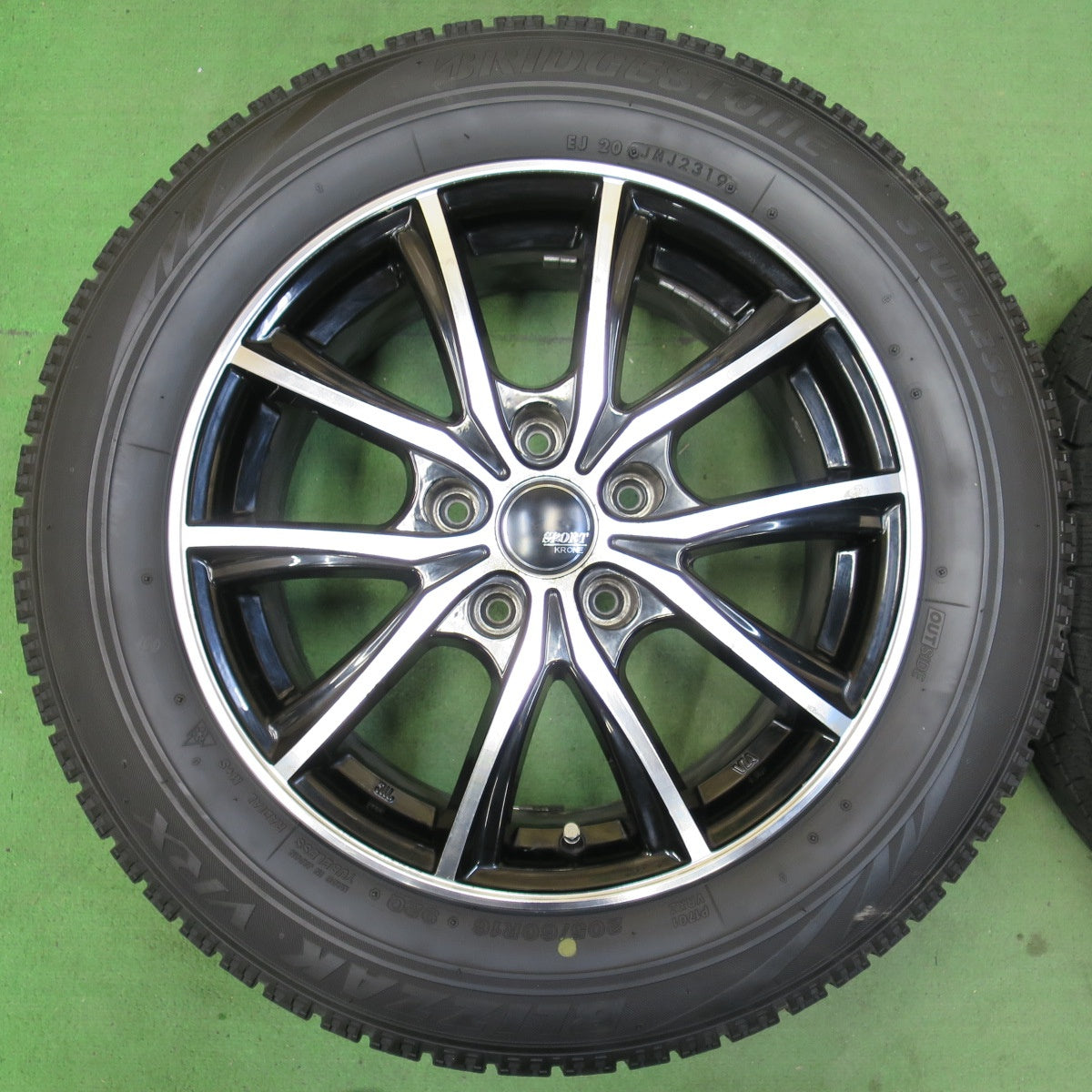 4本価格★スタッドレス 205/60R16 ブリヂストン ブリザック VRX SPORT KRONE 16インチ スポルト クローネ PCD114.3/5H★5041003イス