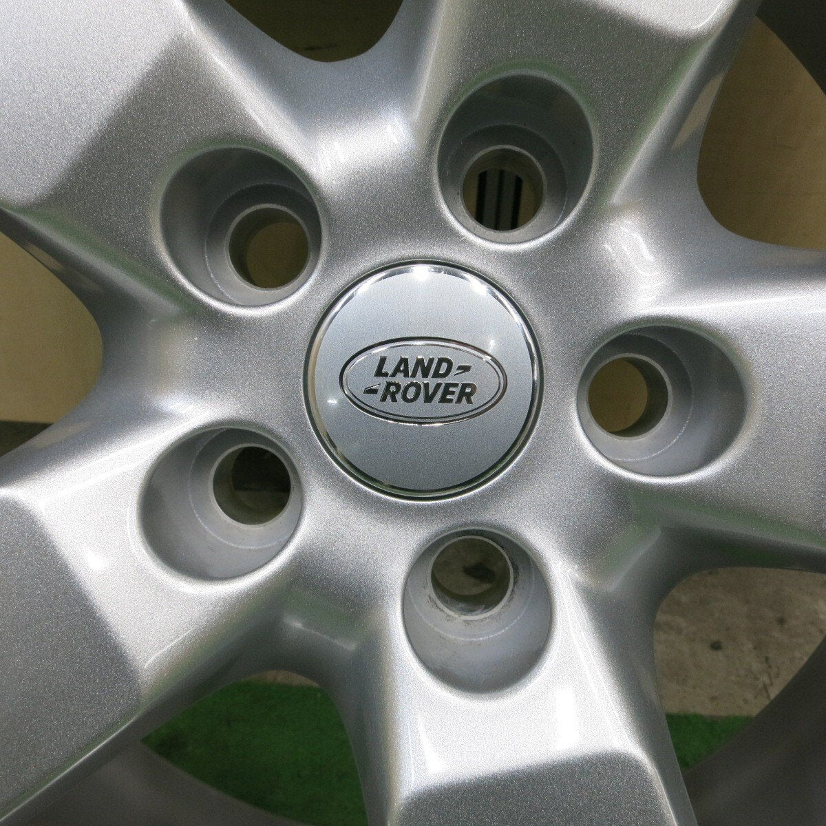 未使用24年1本★ランドローバー ディフェンダー 純正 255/60R20 グッドイヤー ラングラー ALL-TERRAIN PCD120/5H★5031902ナノ