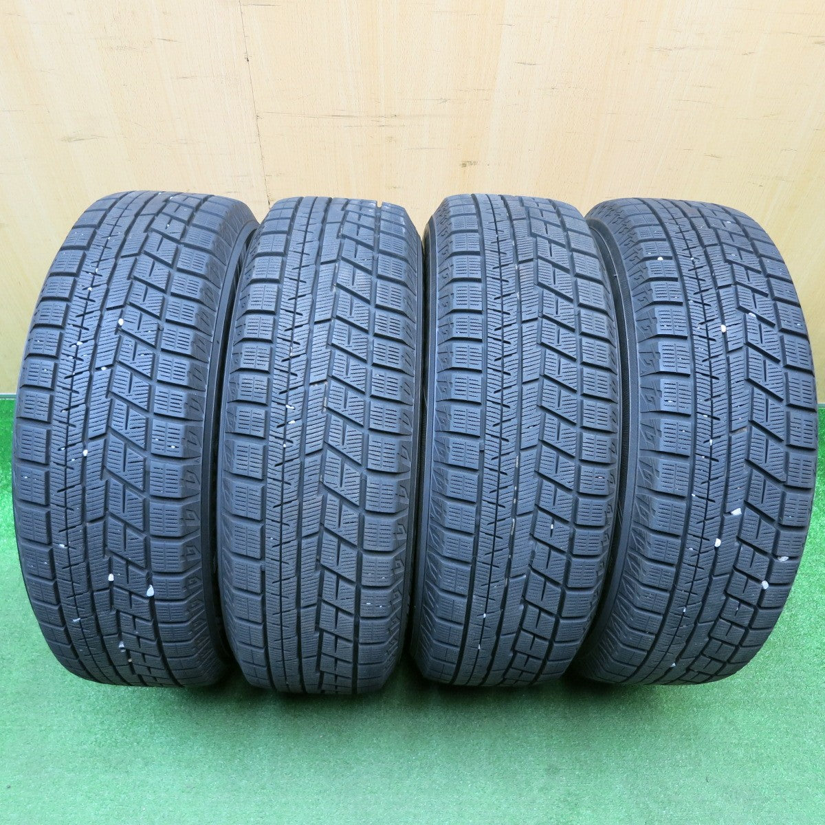 バリ溝!23年!キレイ!9.5分★スタッドレス 195/65R15 ヨコハマ アイスガード iG60 NIRVANA NV ニルバーナ ニルヴァーナ 15インチ PCD114.3/5H★5121418HAス