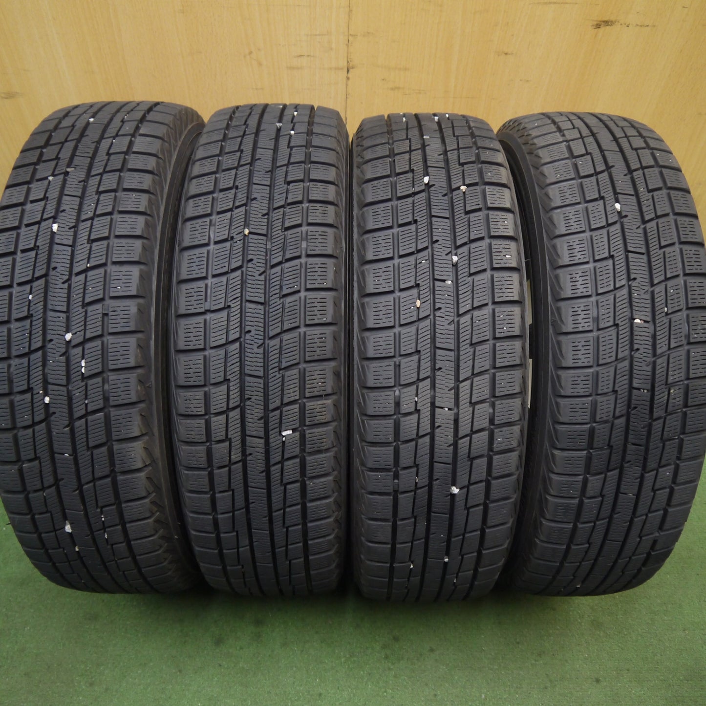 バリ溝!キレイ!8.5分★スタッドレス 155/65R14 ヨコハマ アイスガード iG30 JOKER ジョーカー 14インチ PCD100/4H★5092902Hス