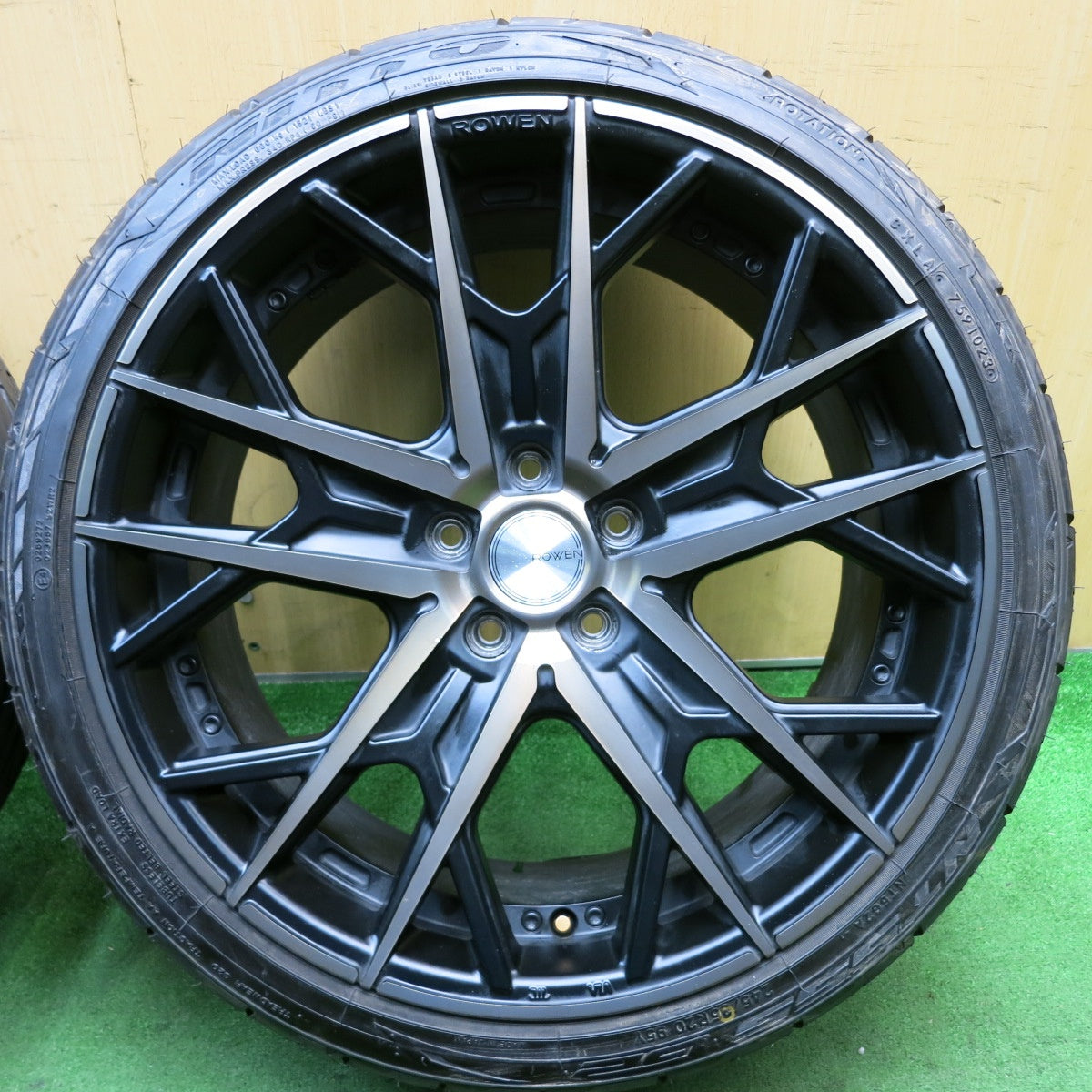 タイヤほぼ未使用!23年!キレイ★ROWEN Flamme RRS001 245/35R20 ニットー NT555 G2 ロエン フレイム 20インチ PCD114.3/5H★5061202AKノ
