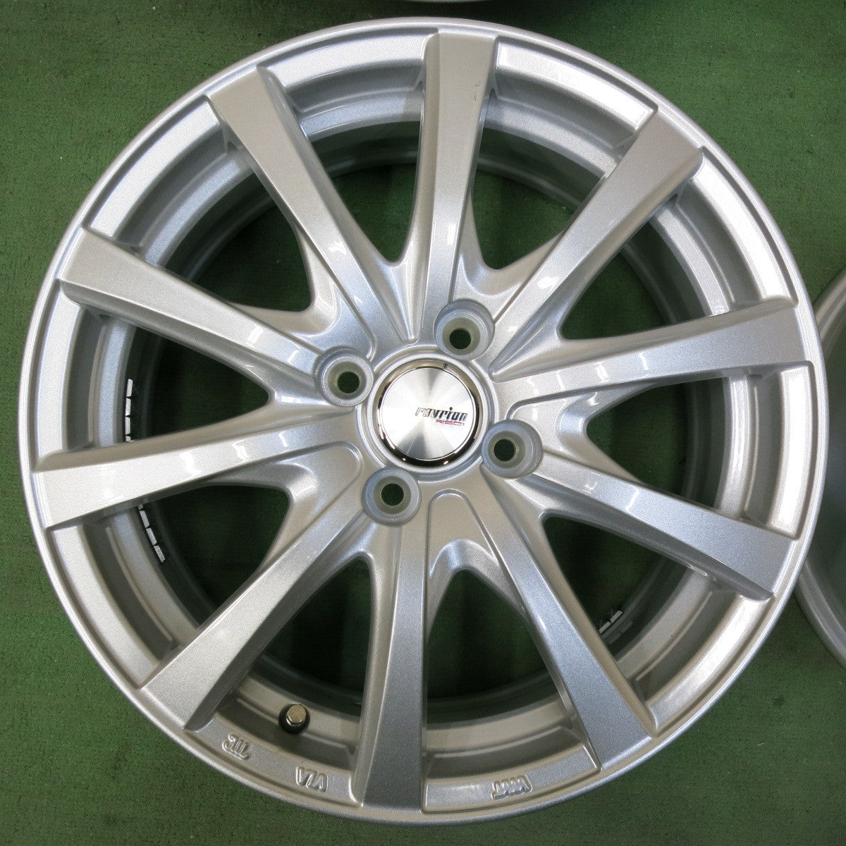 未使用★ravrion RS01 weds ラブリオン ウェッズ 16インチ ホイール 16×6J PCD100/4H★5041817SYホ