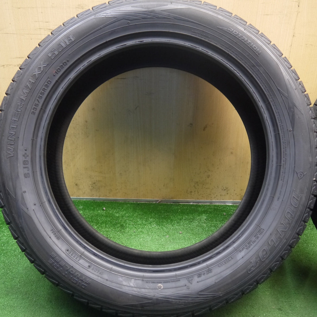 バリ溝!9.5分◎スタッドレス 235/55R20 ダンロップ ウインターマックス SJ8 SJ8+ タイヤ 20インチ レクサス RX ムラーノ 等◎6100504Hスタ