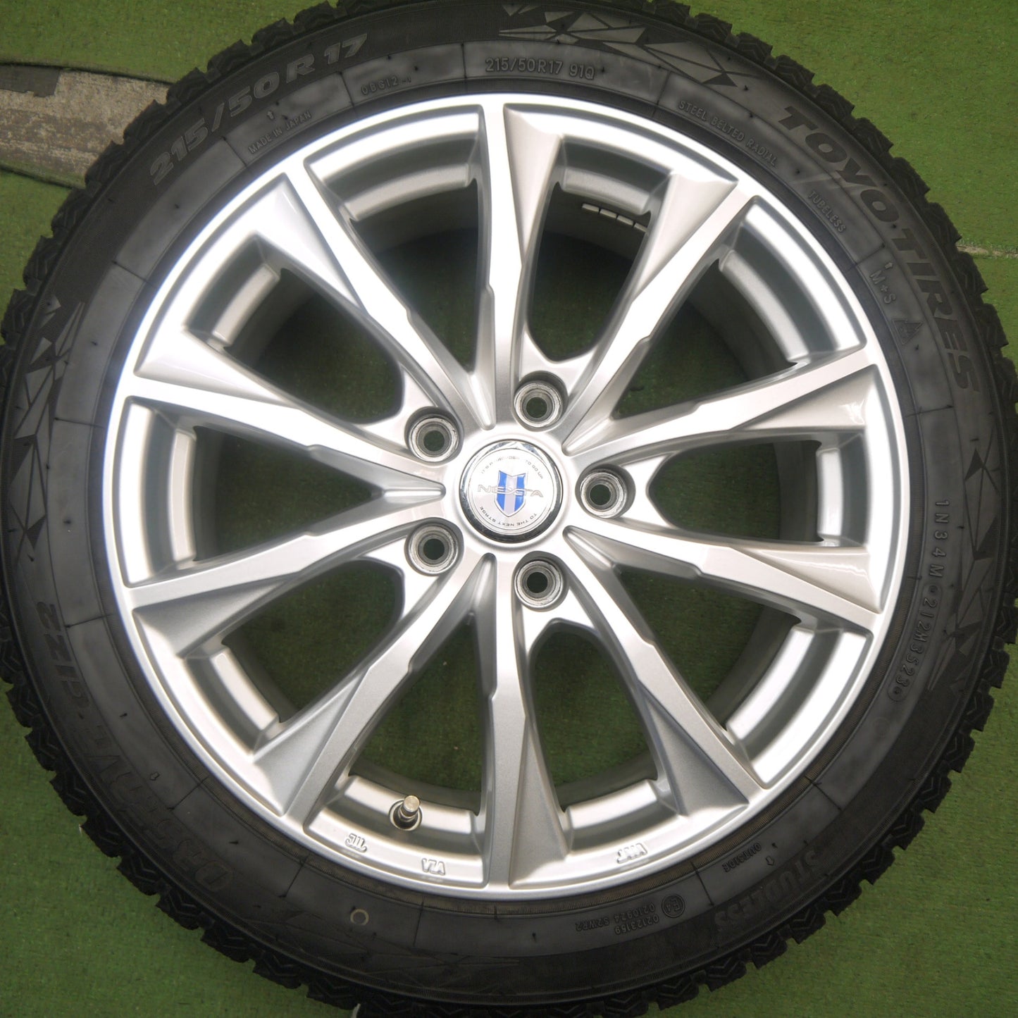 バリ溝!23年!キレイ!9分★スタッドレス 215/50R17 トーヨー オブザーブ GIZ2 NEXTA ネクスタ 17インチ PCD114.3/5H★5082704Hス