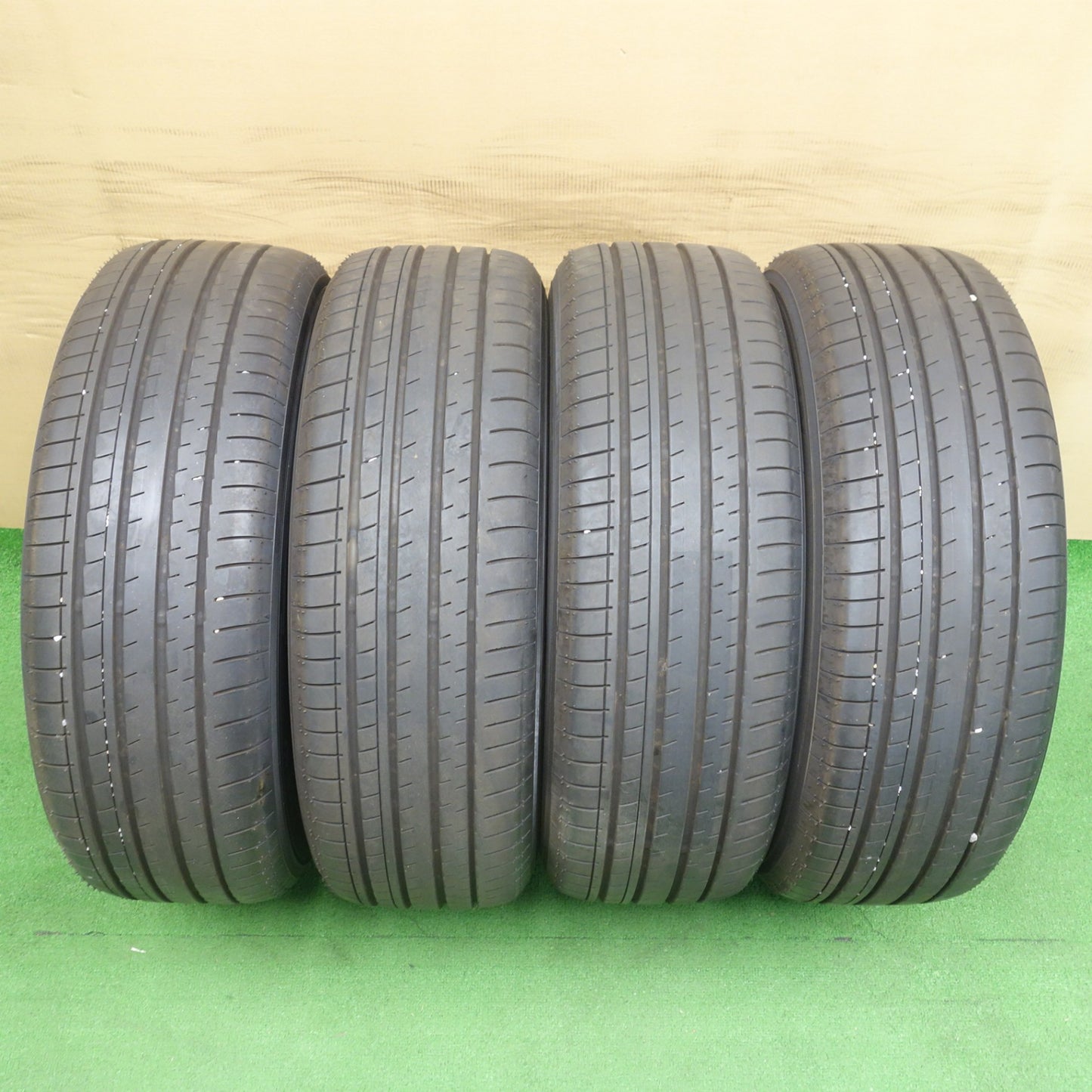 ほぼ新車外し!25年◎レクサス LBX 純正 225/55R18 ヨコハマ アドバン V61 18インチ PCD114.3/5H◎6071301KTノ