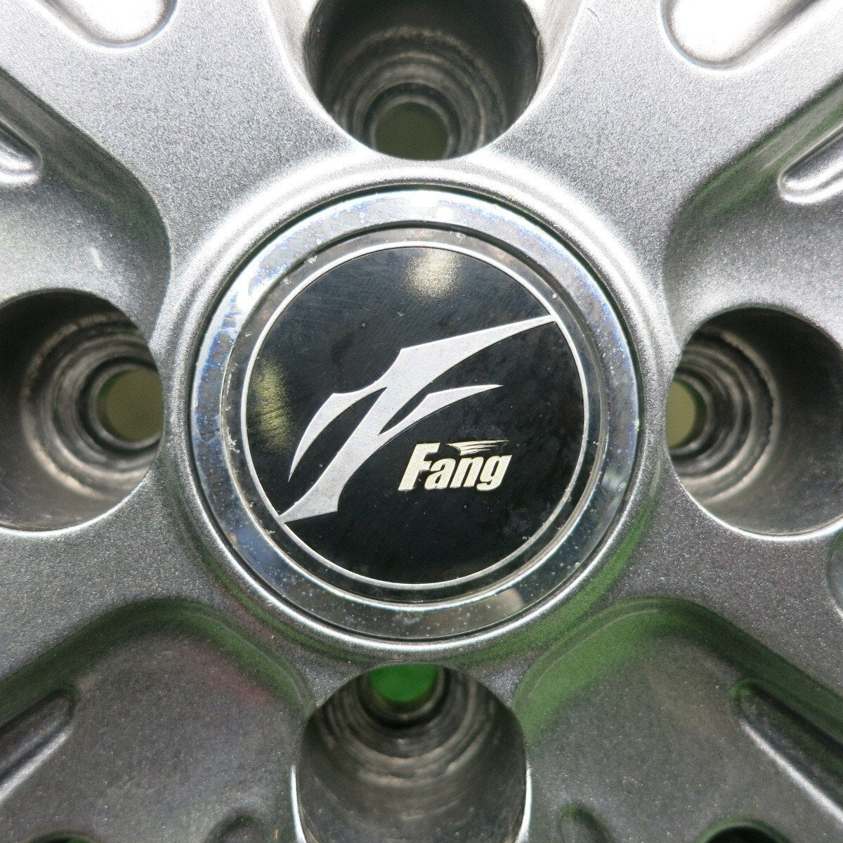 4本価格★スタッドレス 175/65R15 ブリヂストン ブリザック VRX Fang ファング 15インチ PCD100/4H★4113003HAス