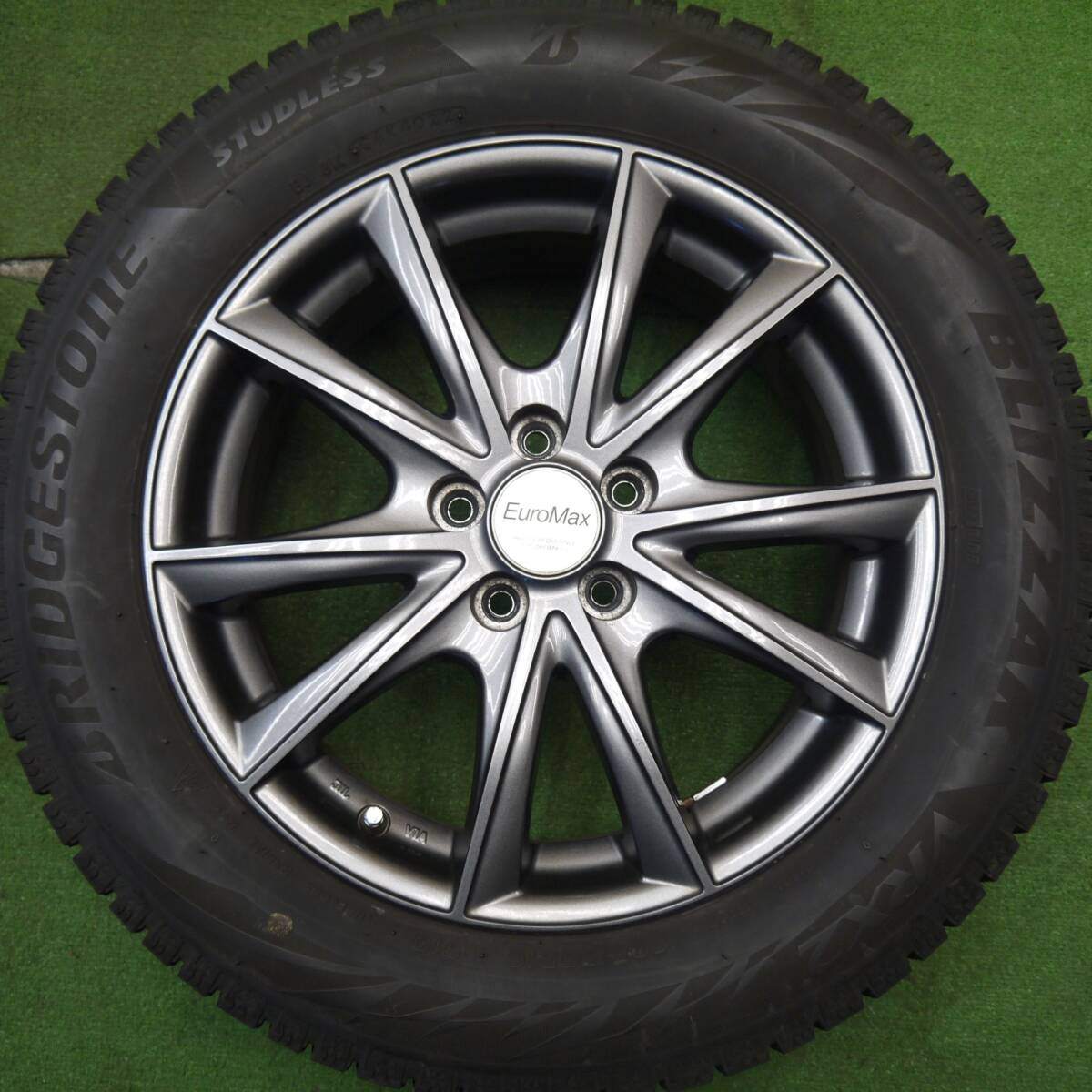 バリ溝!22年!キレイ!9.5分★86 BRZ等 205/55R16 スタッドレス ブリヂストン ブリザック VRX2 EuroMax ユーロマックス 16インチ PCD100/5H★5040804Hス