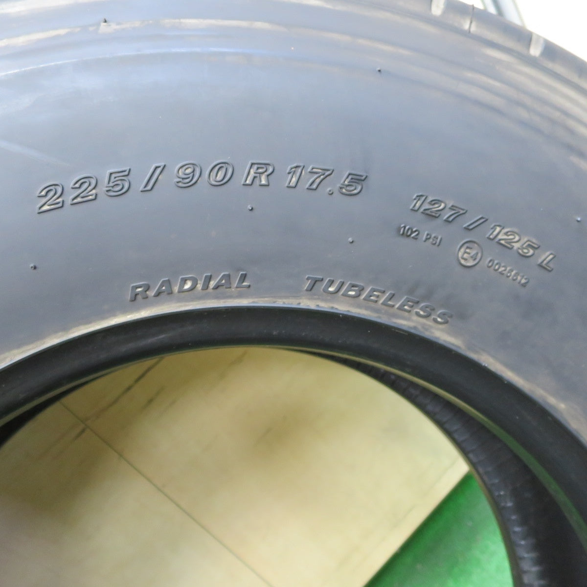 未使用!1本★トラック タイヤ 225/90R17.5 127/125L トーヨー Hyparadial M125ZB 17.5インチ★5041606イノタ