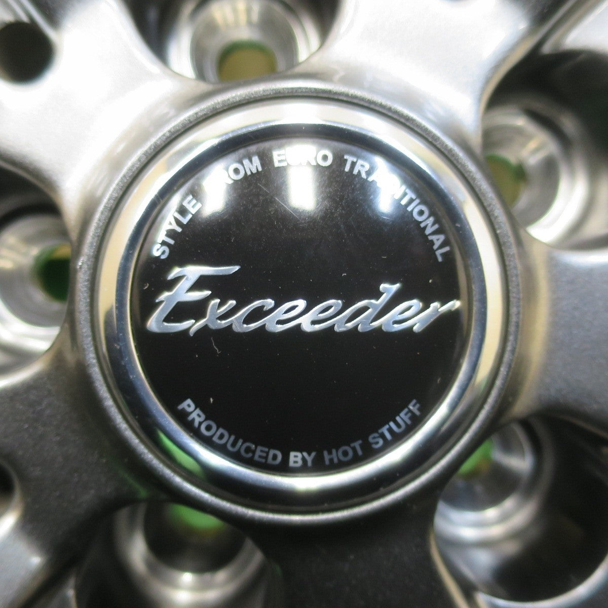 バリ溝!21年!キレイ!9.5分★プリウス 等 195/65R15 スタッドレス ダンロップ ウインターマックス WM02 Exceeder エクシーダー 15インチ PCD100/5H★5012809イス