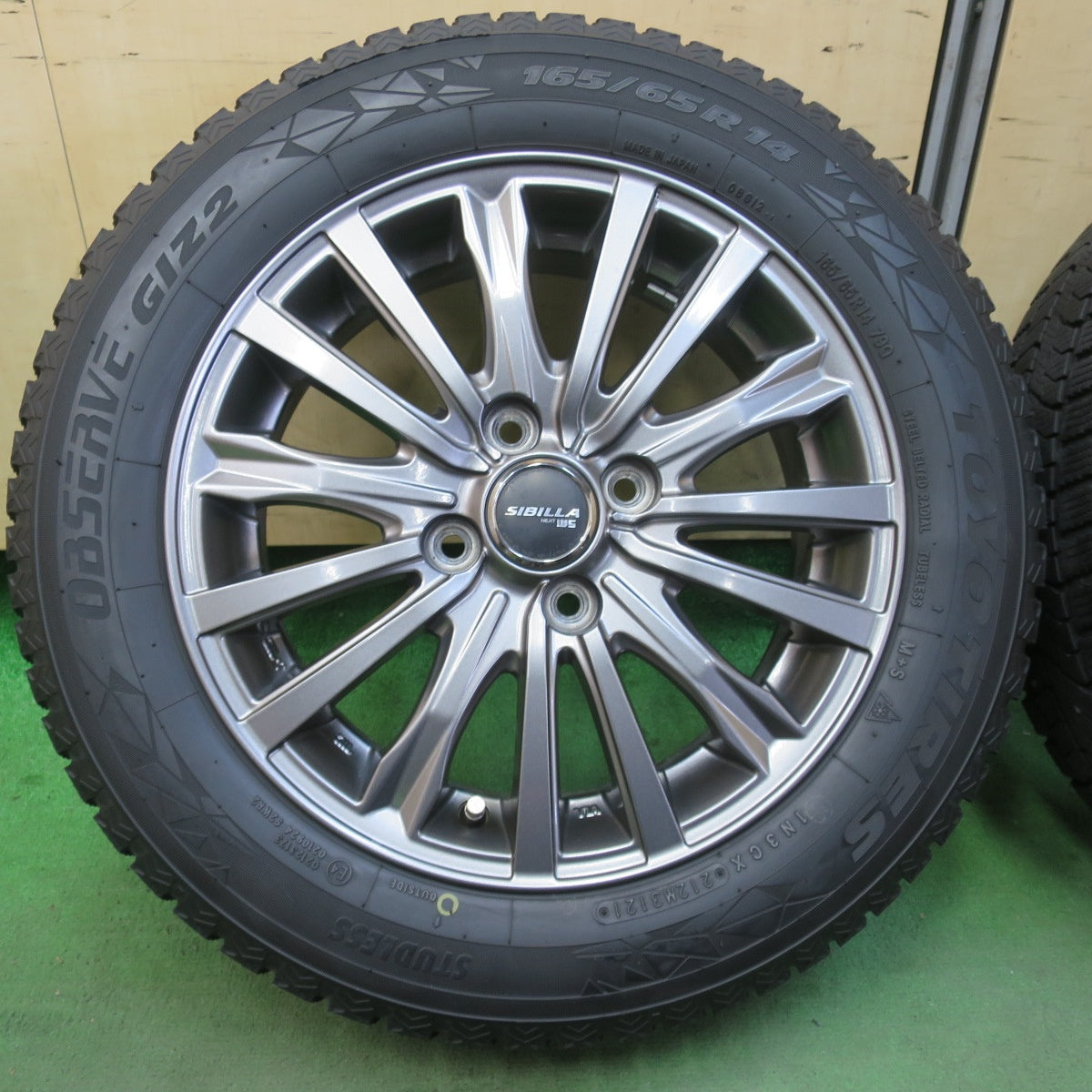 キレイ!21年★スタッドレス 165/65R14 トーヨー オブザーブ GIZ2 SIBILLA NEXT W5 シビラ 14インチ PCD100/4H★5110811イス