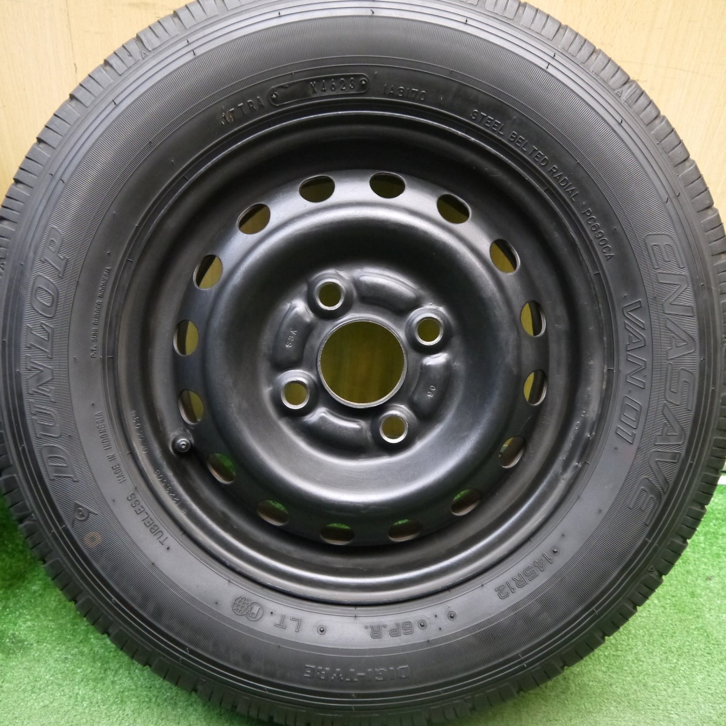 4本価格!23年★145R12 6PR ダンロップ エナセーブ VAN01 スチール 12インチ PCD100/4H★5040901Hノ