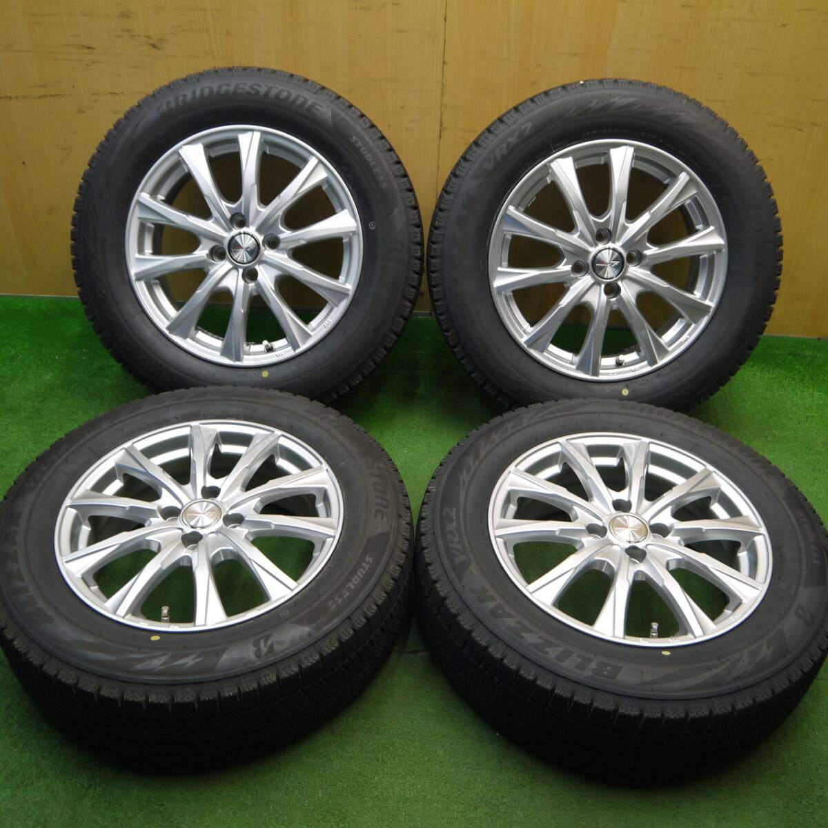 バリ溝!22年!キレイ!ほぼ10分★スタッドレス 195/65R16 ブリヂストン ブリザック VRX2 JOKER ジョーカー 16インチ PCD100/4H★5031206Hス