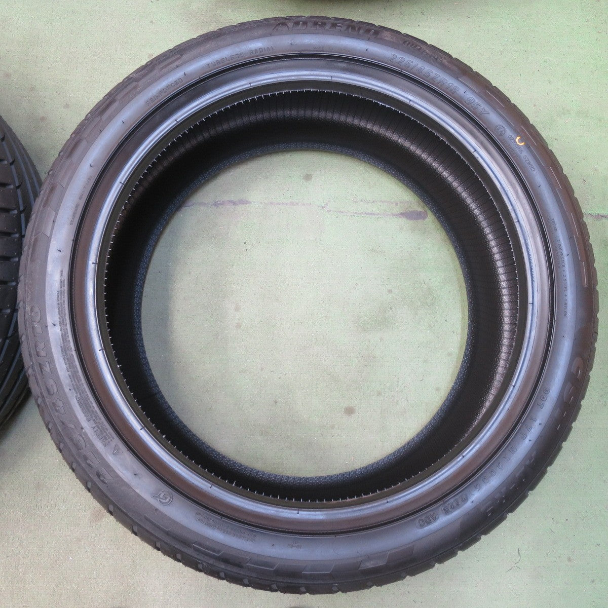 未使用!25年◎225/45R18 ADRENO CST AD-R9 アドレノ タイヤ 18インチ レヴォーグ オデッセイ ヴェゼル カムリ プリウスα クラウン 等◎6092516イノタ