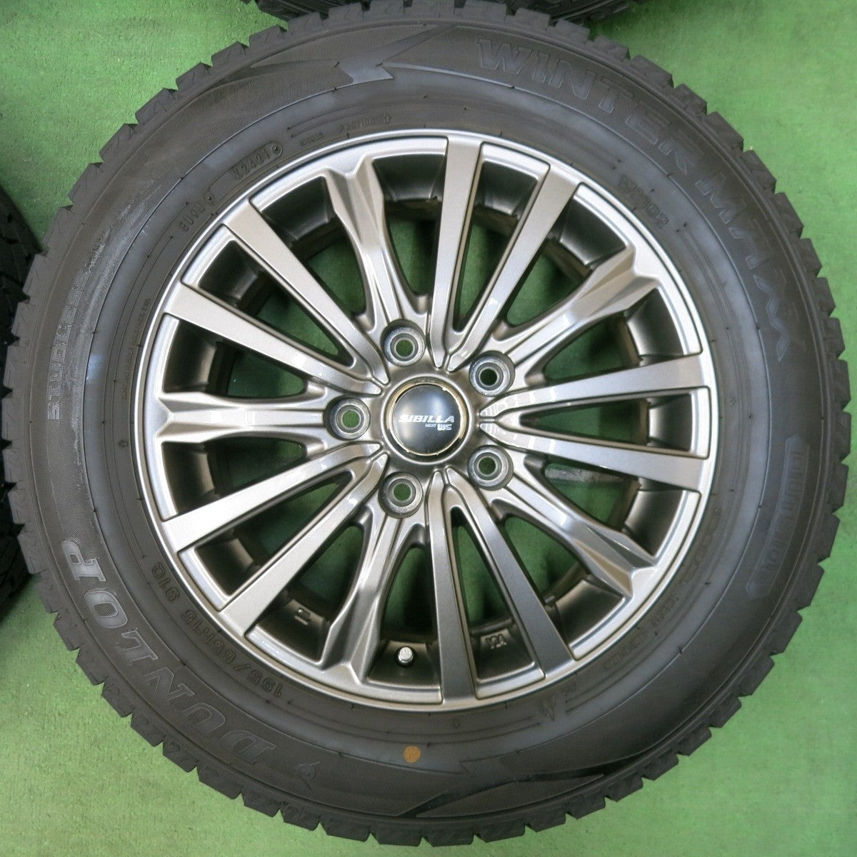 バリ溝!21年!キレイ!9.5分★スタッドレス 195/65R15 ダンロップ ウインターマックス WM02 SIBILLA NEXT W5 シビラ 15インチ PCD114.3/5H★4121805SYス