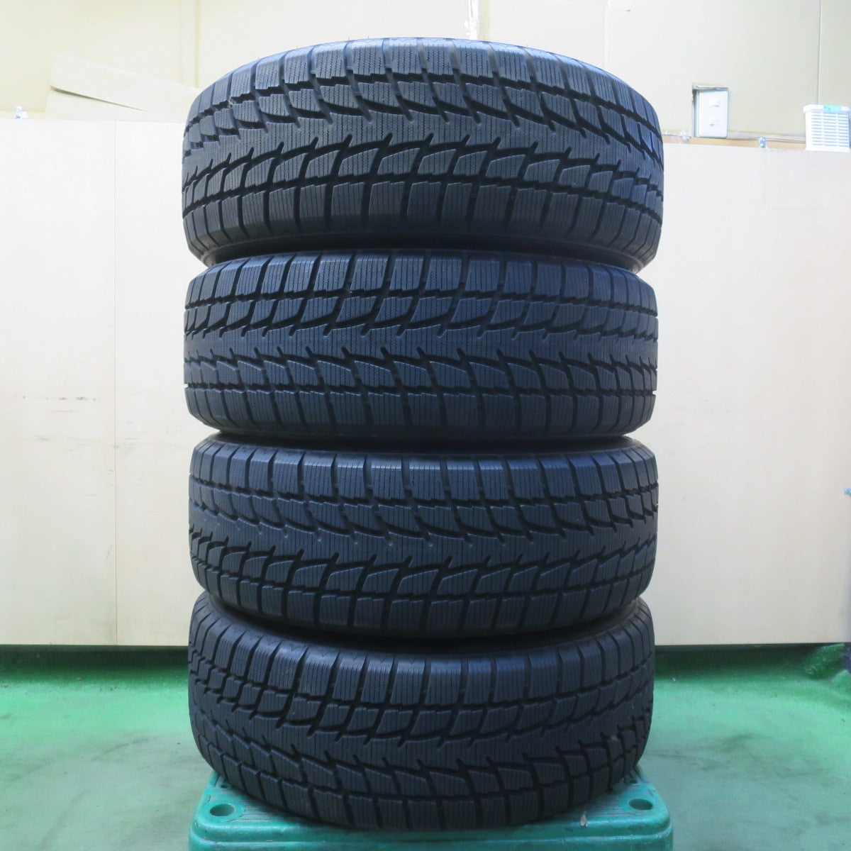 超バリ溝!9.5分以上◎スタッドレス 215/60R17 レーダー DIMAX ICE Verthandi ヴェルザンディ 17インチ PCD114.3/5H◎6071410イス