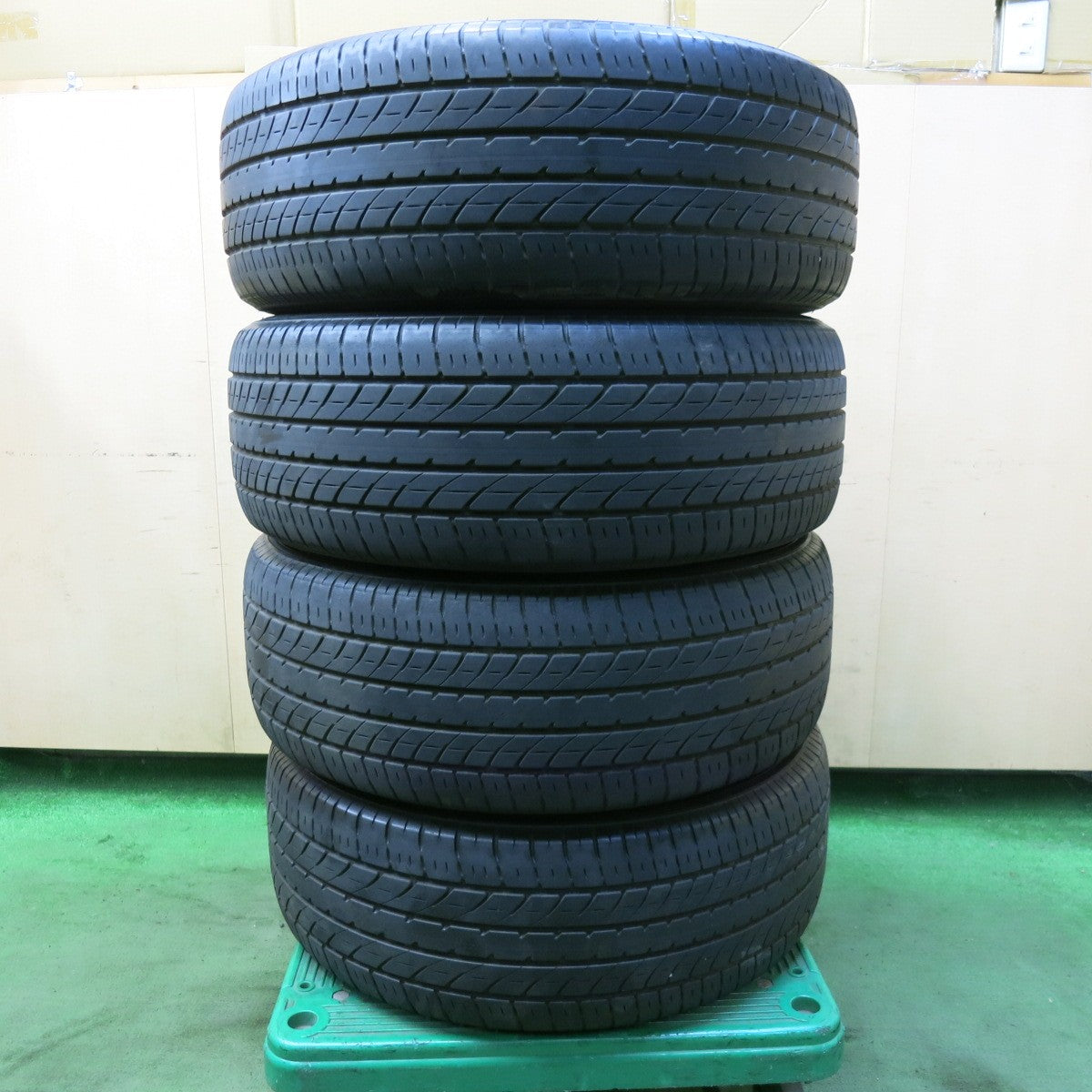 キレイ!21年★トヨタ 30系 アルファード SCパッケージ 純正 235/50R18 トーヨー トランパス R30 18インチ PCD114.3/5H★5082703SKノ