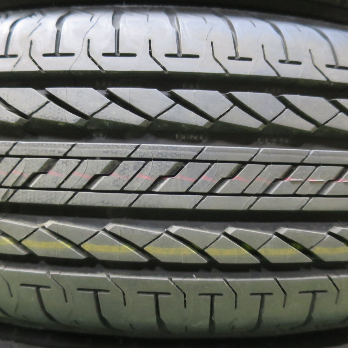 新車外し!25年★ジムニー 等 175/80R16 ブリヂストン デューラー H/L 852 DUELER タイヤ 16インチ★6010711イノタ