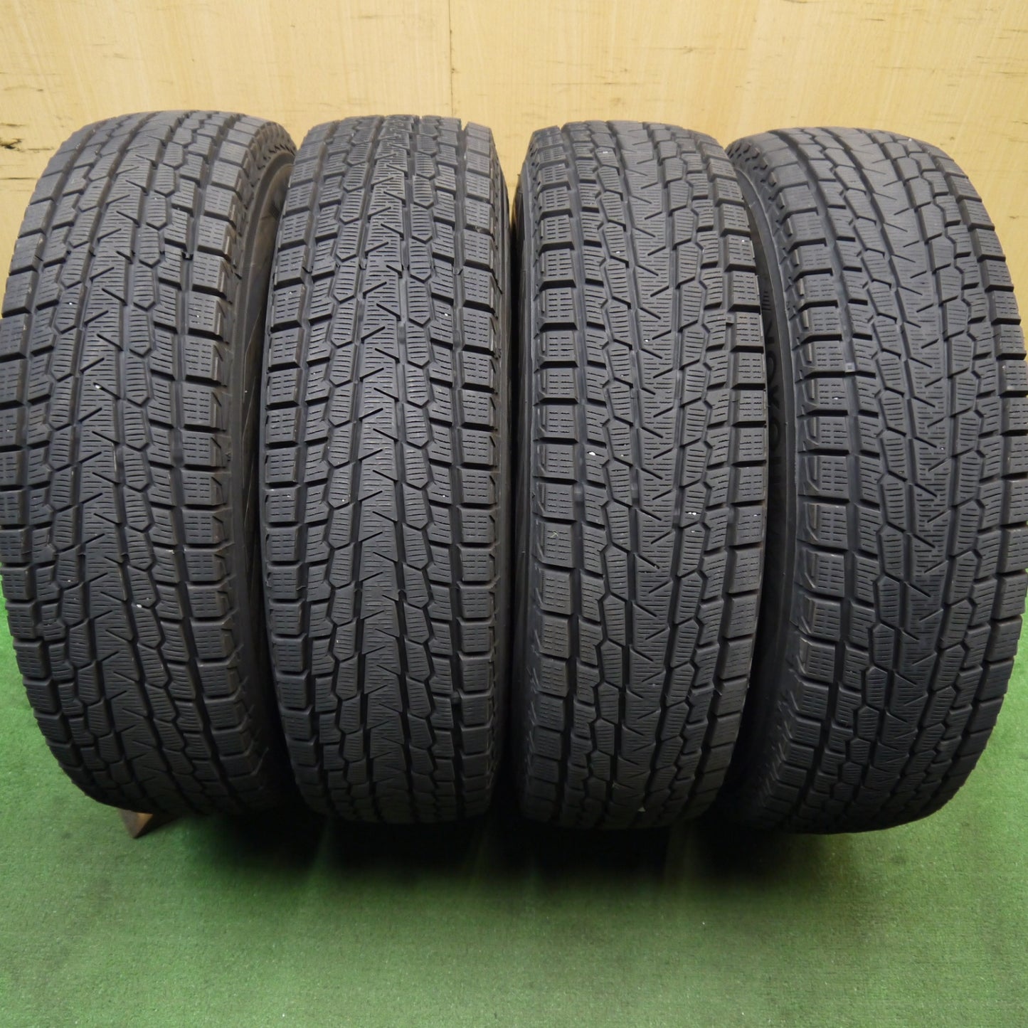 バリ溝!22年!キレイ!9分★ジムニー シエラ 等 195/80R15 スタッドレス ヨコハマ アイスガード G075 Ripresa S2 リプレーザ 15インチ PCD139.7/5H★5060603Hス