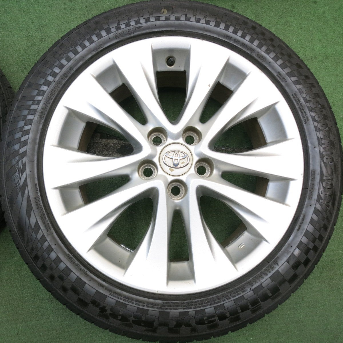 バリ溝!24年!9.5分以上★トヨタ 20系 アルファード ヴェルファイア 純正 235/50R18 レーダー Dimax R8+ 18インチ PCD114.3/5H★5092707HAノ