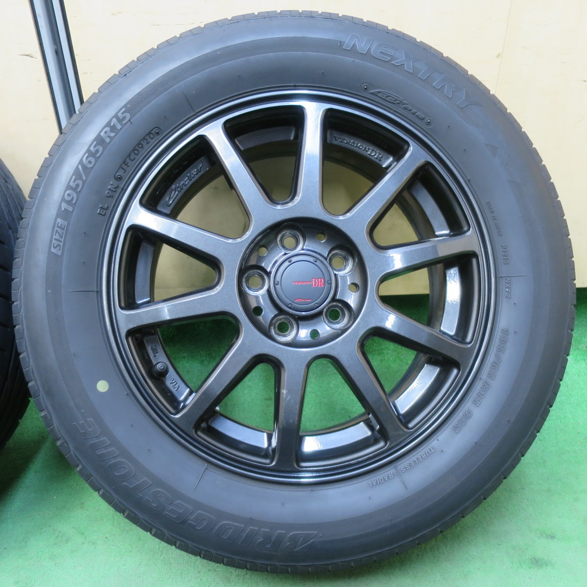 バリ溝!21年!キレイ!9.5分★プリウス 等 195/65R15 ブリヂストン ネクストリー エコピア Version DR Circlar 共豊 サーキュラー バージョンDR 15インチ PCD100/5H★5060504イノ
