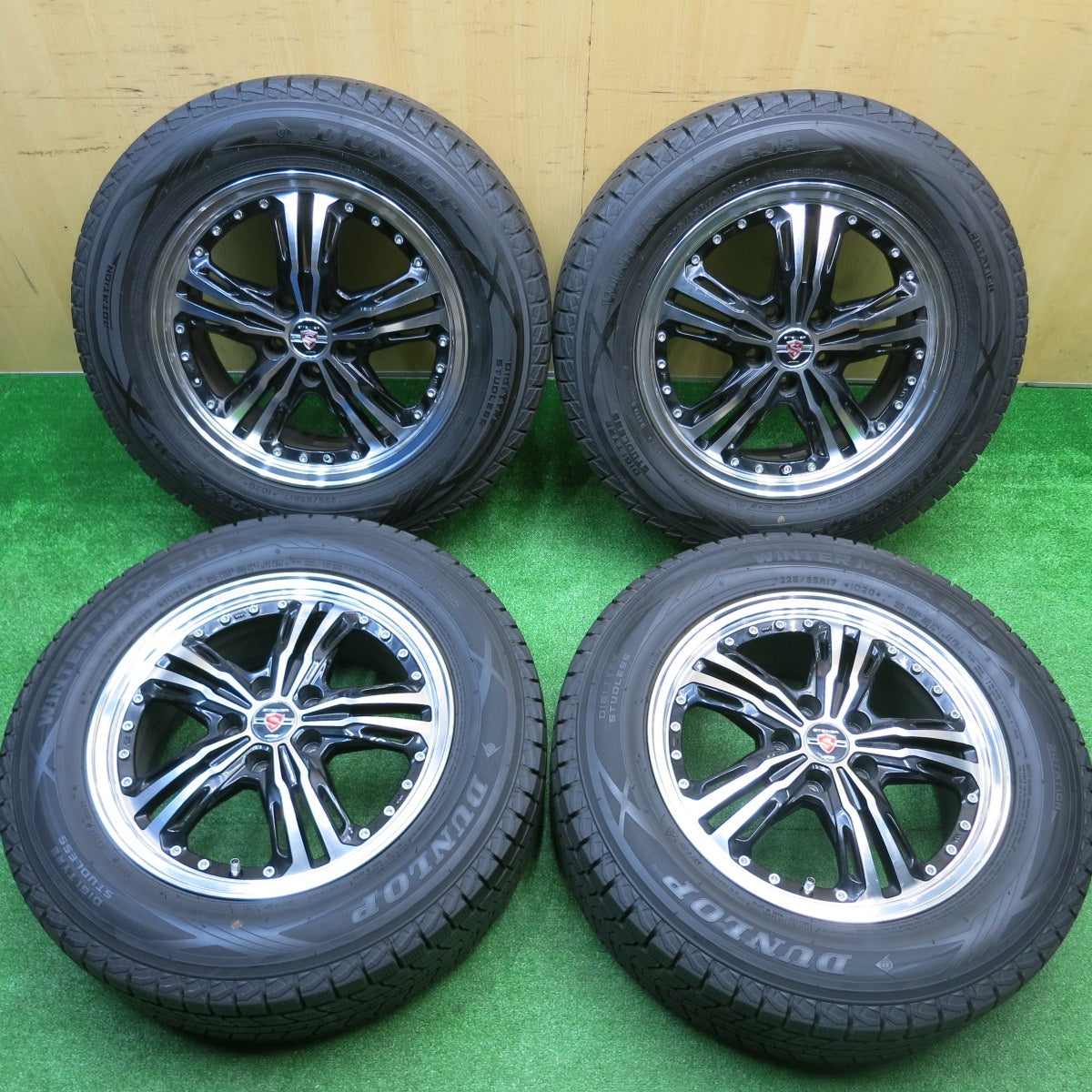 バリ溝!キレイ!9.5分以上★STEINER LST AME 225/65R17 スタッドレス ダンロップ ウインターマックス SJ8 17インチ シュタイナー PCD114.3/5H★5102508HAス