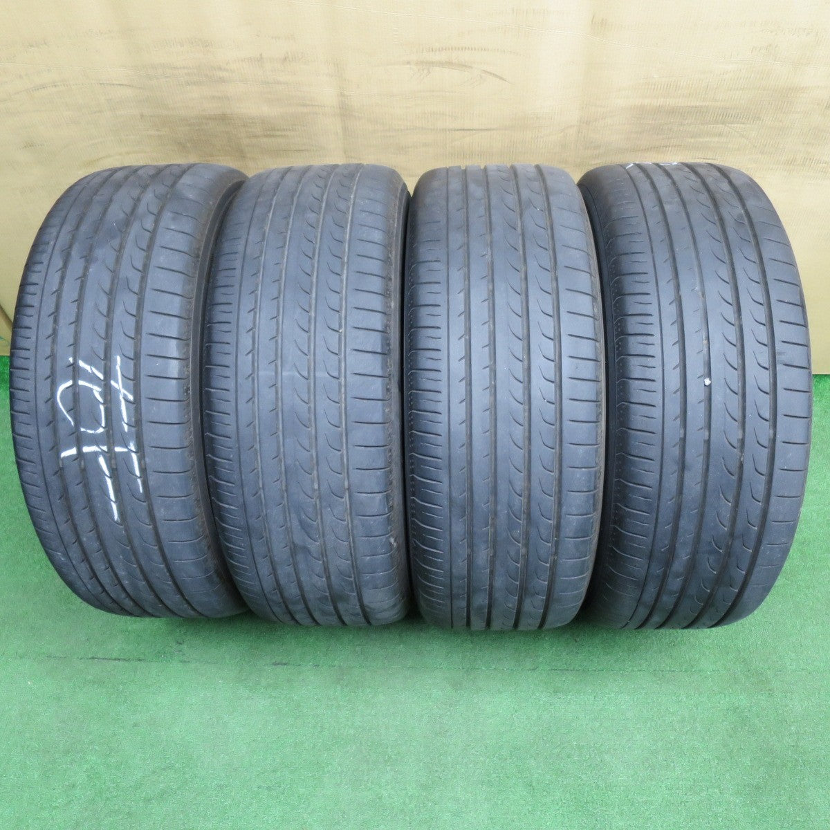 4本価格★ホンダ RU ヴェゼル 純正 215/55R17 ヨコハマ ブルーアース RV-02 17インチ PCD114.3/5H★6031501NKノ