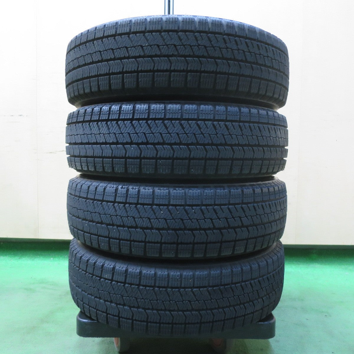 バリ溝!23年!9分★スタッドレス 155/65R14 ブリヂストン ブリザック VRX2 Grampus グランパス 14インチ PCD100/4H★5062504イス