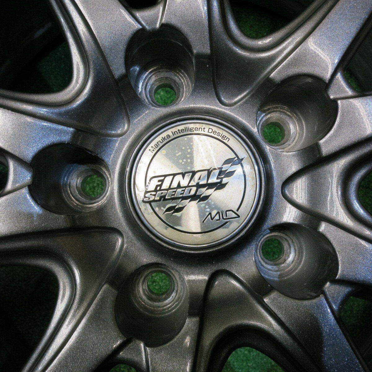 バリ溝!キレイ!9分★スタッドレス 225/65R17 ダンロップ ウインターマックス SJ8 FINAL SPEED MID ファイナルスピード 17インチ PCD114.3/5H★5031402NJス