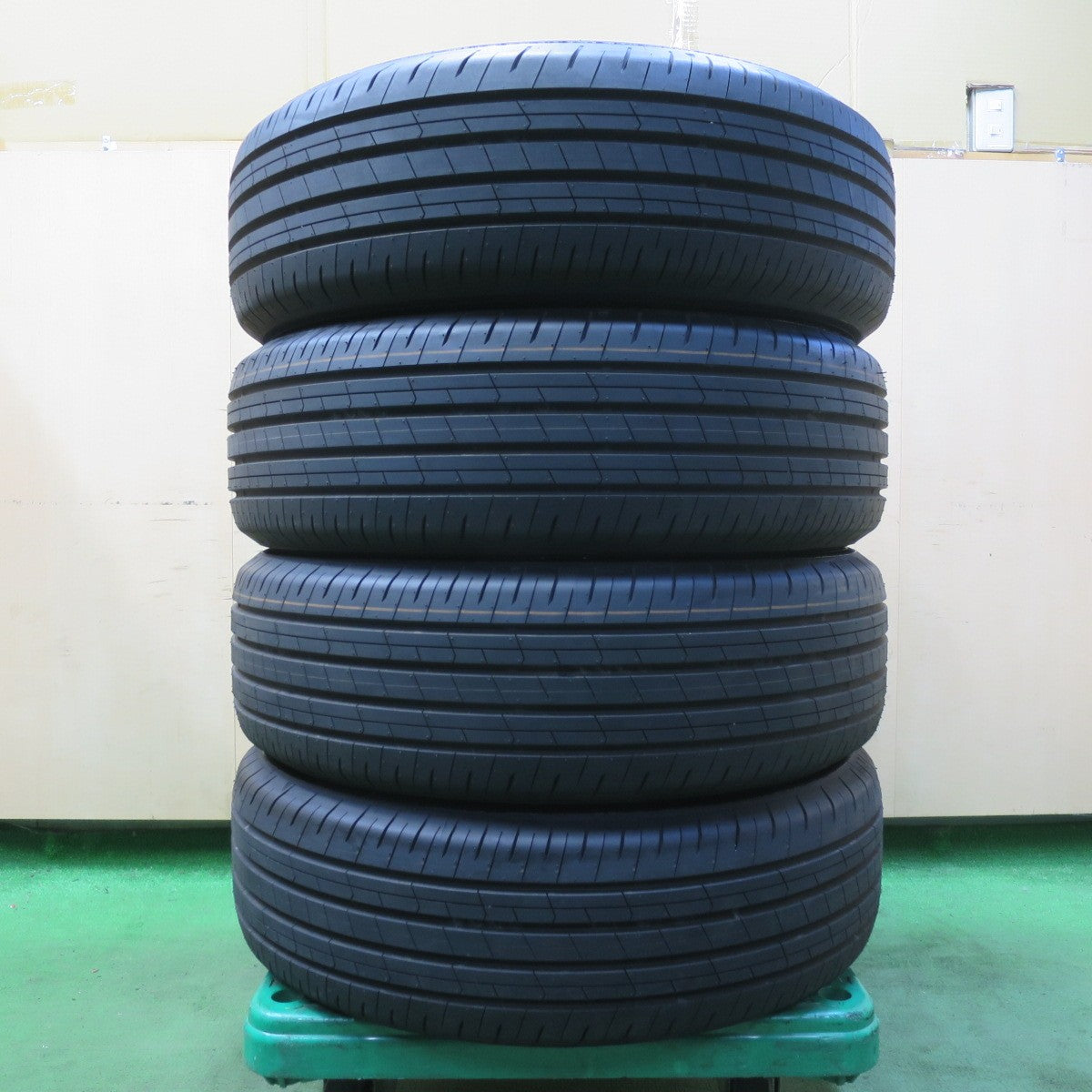 新車外し!25年★225/60R18 トーヨー プロクセス Comfort コンフォート 18インチ タイヤ 40系 アルファード ハリアー RAV4 等★5063008イノタ