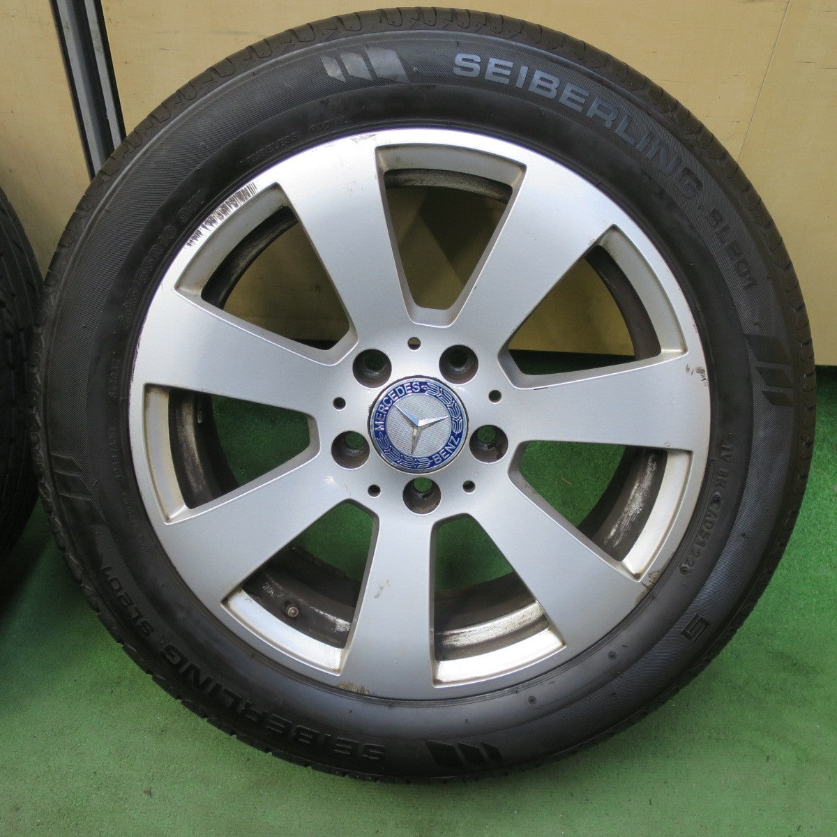 バリ溝!22年!8.5分★ベンツ Cクラス W204 純正 205/55R16 セイバーリング SL201 16インチ PCD114.3/5H★5092601TTノ