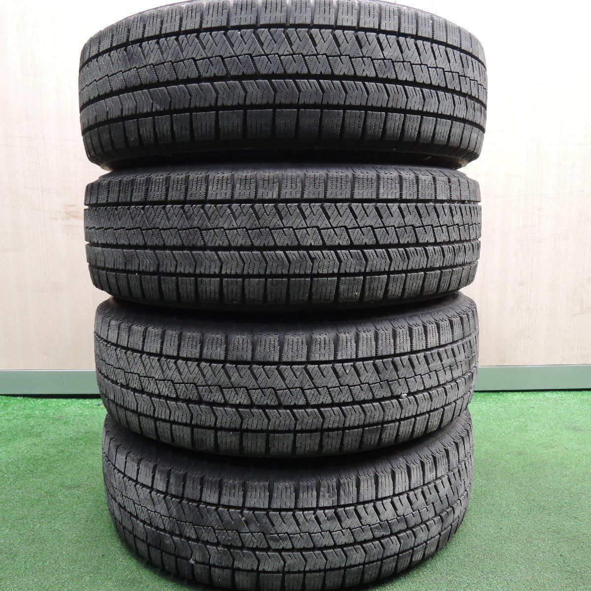 キレイ★スタッドレス 175/65R15 ブリヂストン ブリザック VRX2 DIOS es9 15インチ PCD100/4H★3122802HAス
