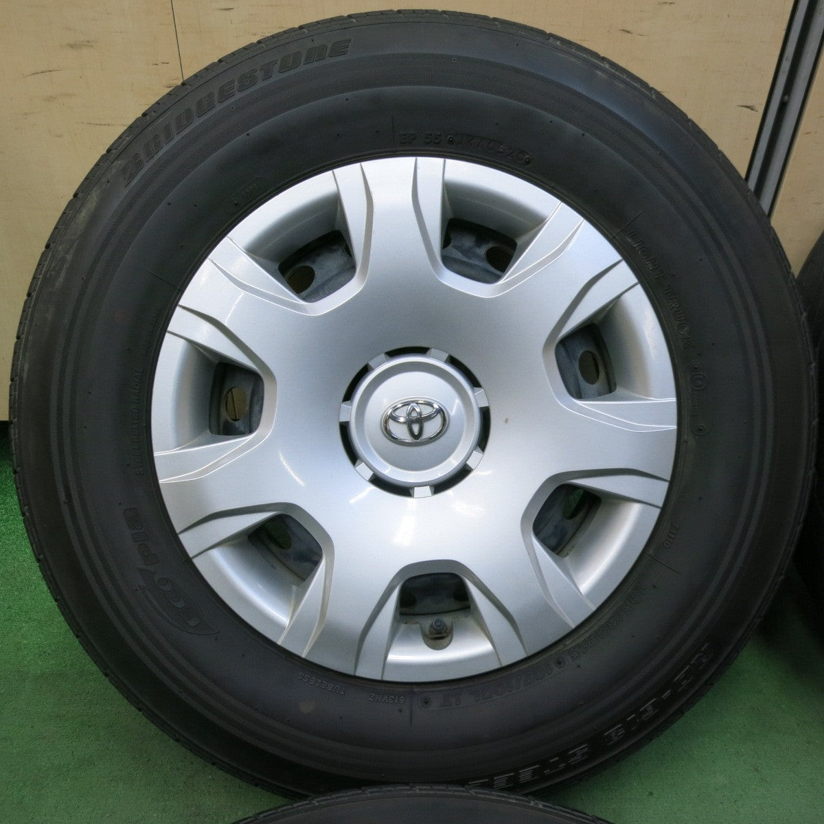 4本価格★トヨタ 200系 ハイエース 純正 スチール 195/80R15 107/105L ブリヂストン RD-613 STEEL エコピア 15インチ PCD139.7/6H★5061311SYノ