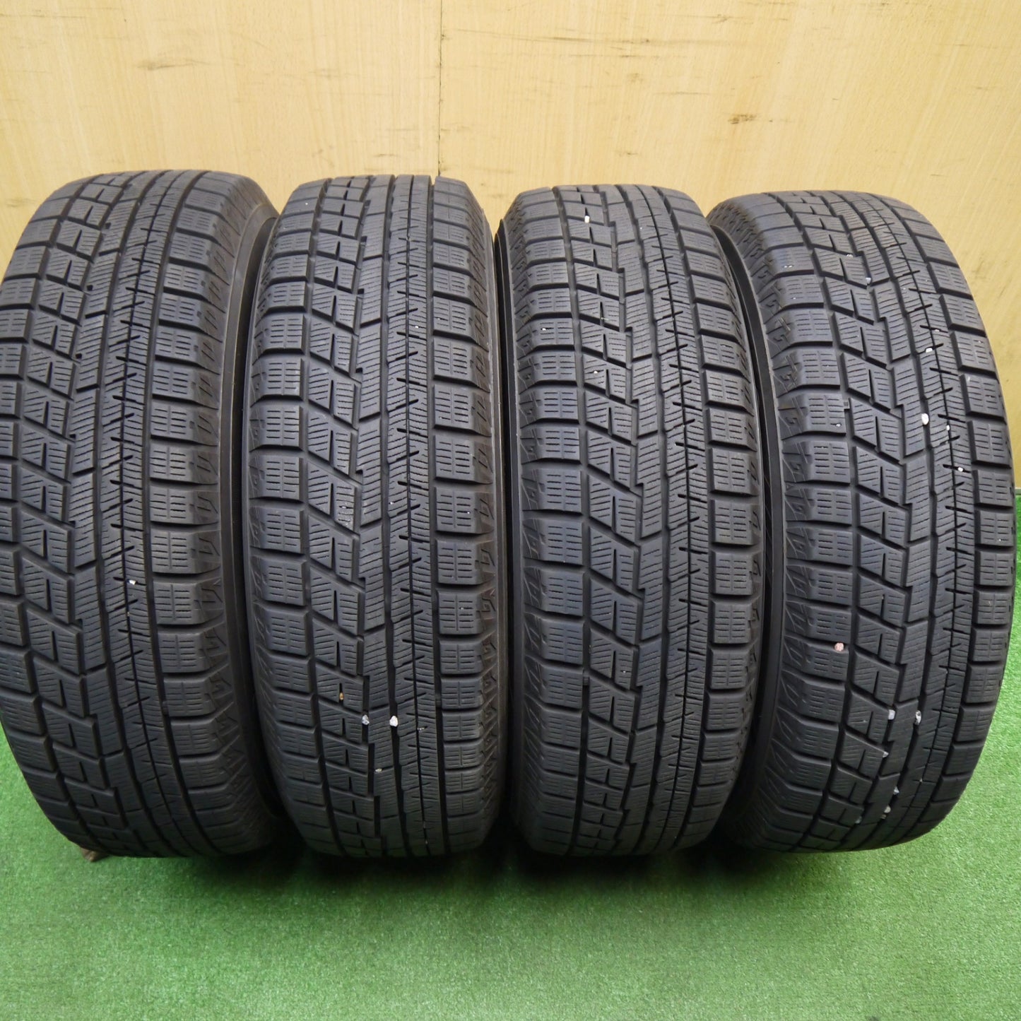 バリ溝!22年!キレイ!9分★スタッドレス 175/70R14 ヨコハマ アイスガード iG60 ravrion RS01 ラブリオン 14インチ PCD100/4H★5112805Hス