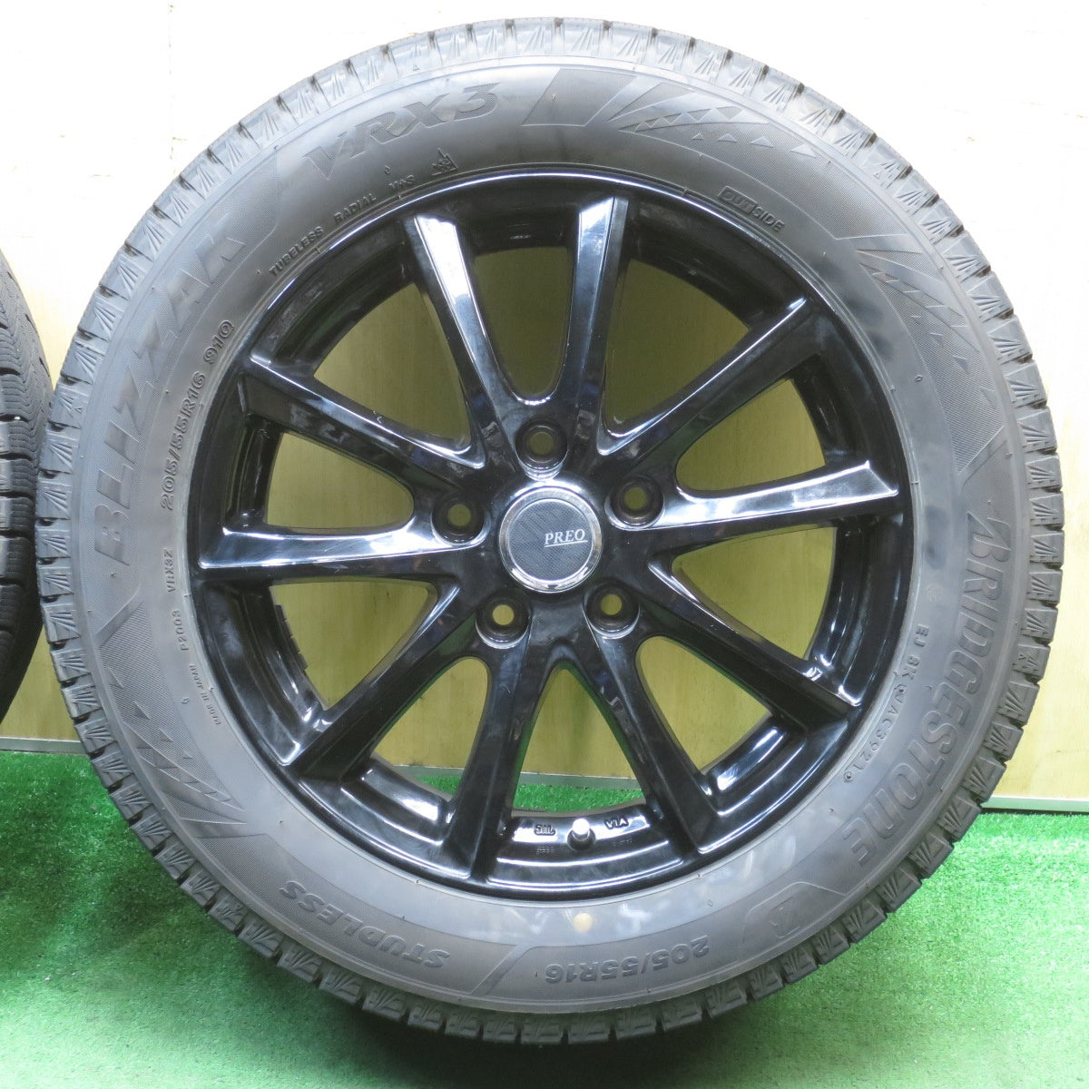 バリ溝!21年!9.5分★スタッドレス 205/55R16 ブリヂストン ブリザック VRX3 PREO プレオ 16インチ PCD114.3/5H★5072402NJス