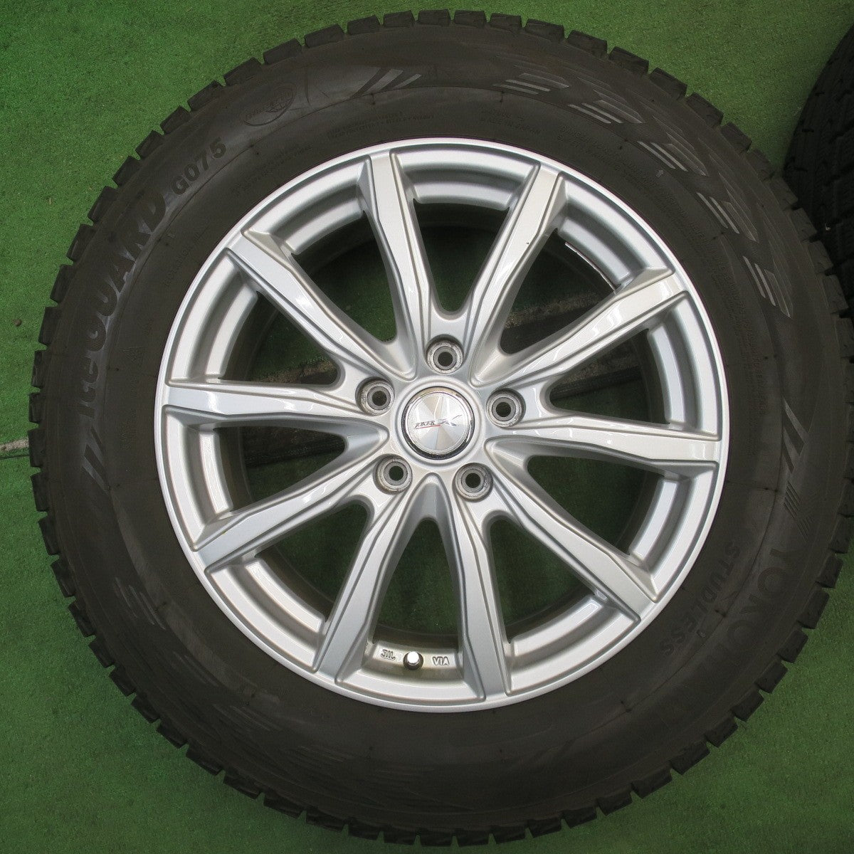 バリ溝!キレイ!9分★スタッドレス 225/65R17 ヨコハマ アイスガード G075 JOKER ジョーカー 17インチ PCD114.3/5H★5092403NJス