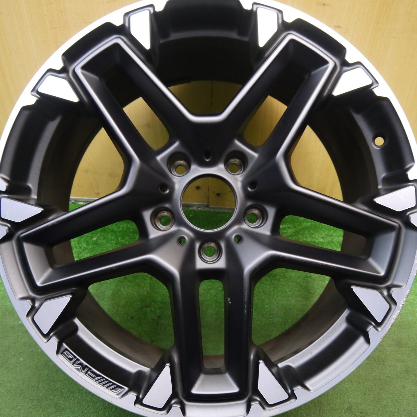 1本価格★ベンツ Gクラス W463A G63 純正 AMG ホイール 20インチ 20×9.5J PCD130/5H★5063003Hホ