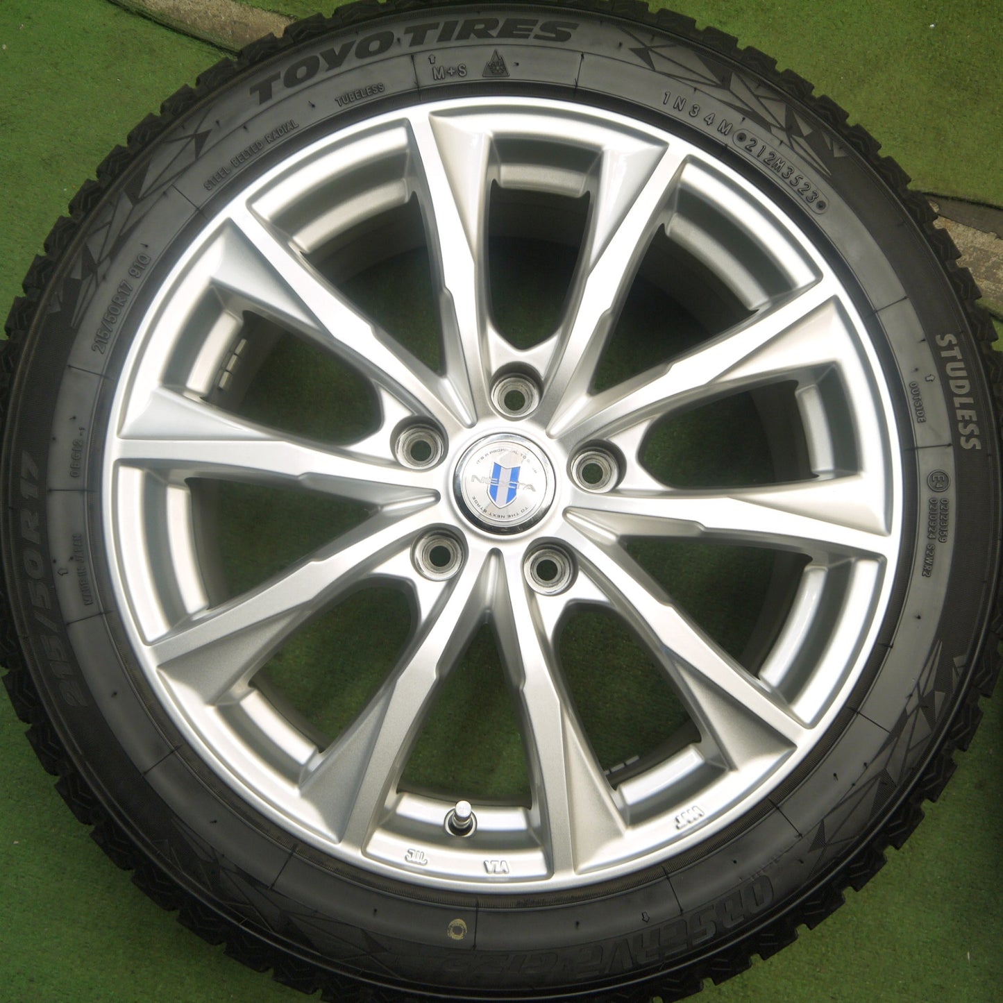 バリ溝!23年!キレイ!9分★スタッドレス 215/50R17 トーヨー オブザーブ GIZ2 NEXTA ネクスタ 17インチ PCD114.3/5H★5082704Hス