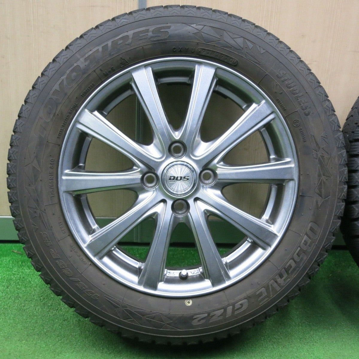 バリ溝!キレイ!8.5分★スタッドレス 175/65R15 トーヨー オブザーブ GIZ2 D.O.S. DOS 15インチ PCD100/4H★5010202NJス