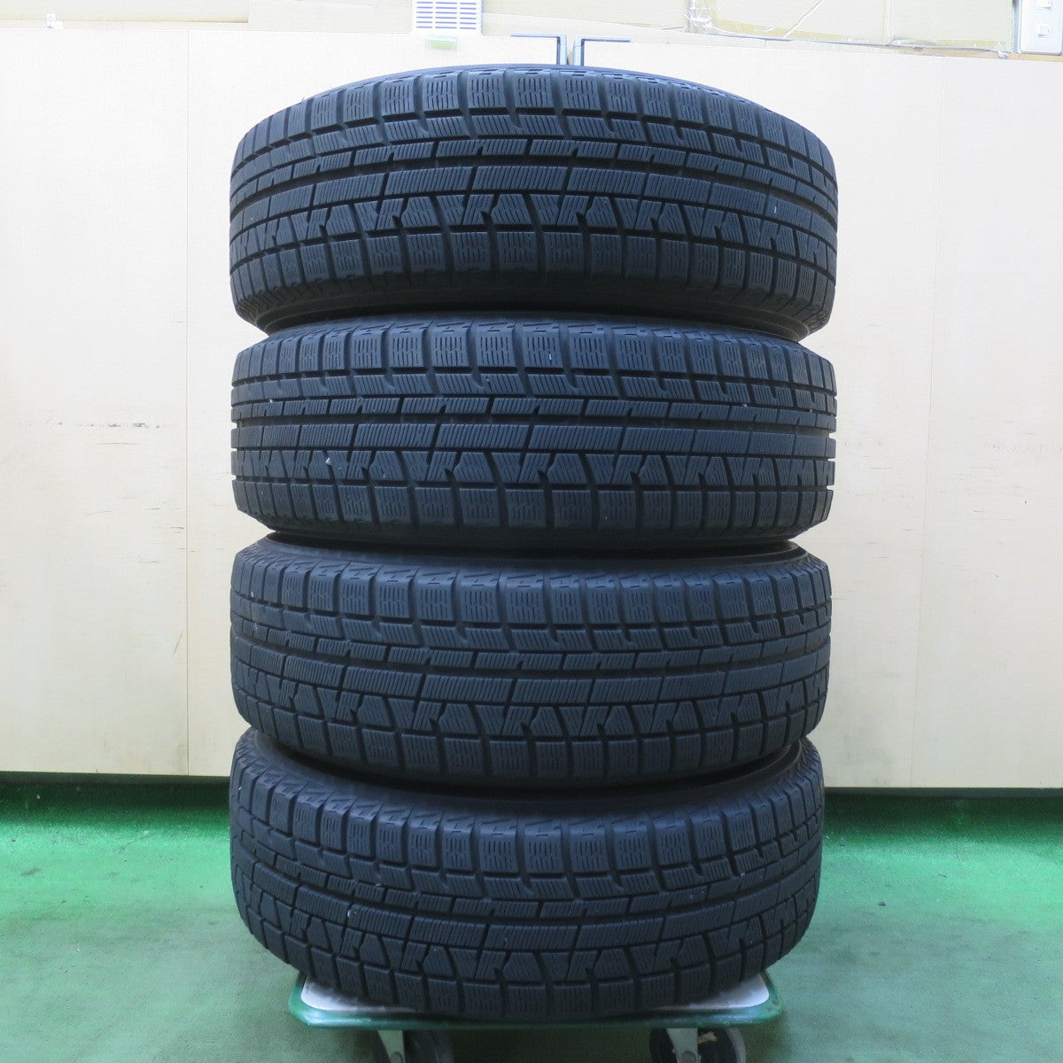 バリ溝!キレイ!9.5分★スタッドレス 205/65R16 ヨコハマ アイスガード iG50 プラス MILLOUS PS ミルアス 16インチ PCD114.3/5H★5122902イス