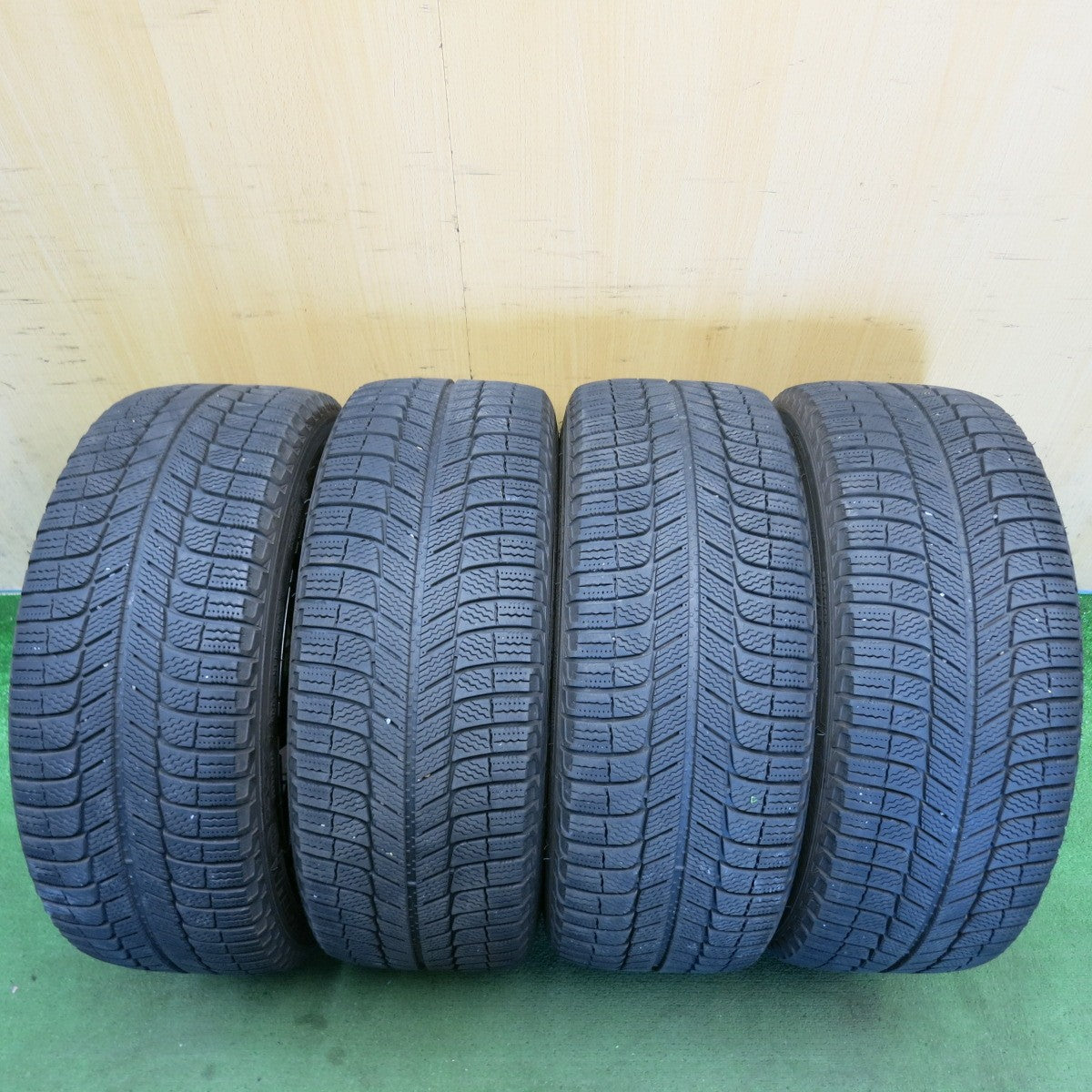 4本価格◎ベンツ 等 235/40R18 スタッドレス ミシュラン X-ICE XI3 社外 アルミ 18インチ PCD112/5H◎6081405HAス