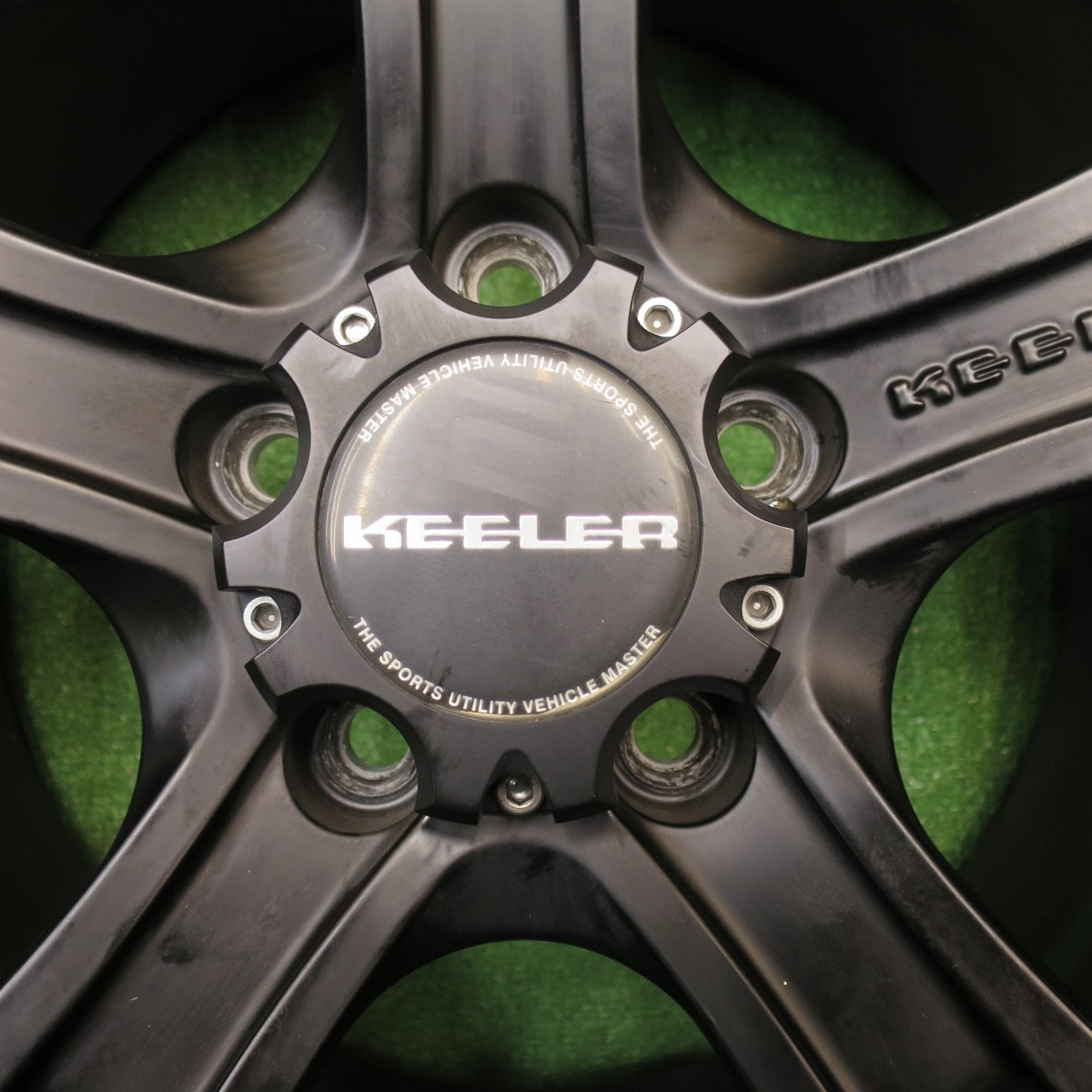 バリ溝!キレイ!9.5分★KEELER FORCE 215/70R16 スタッドレス ダンロップ ウインターマックス SJ8 キーラー フォース 16インチ PCD114.3/5H★5110701NJス