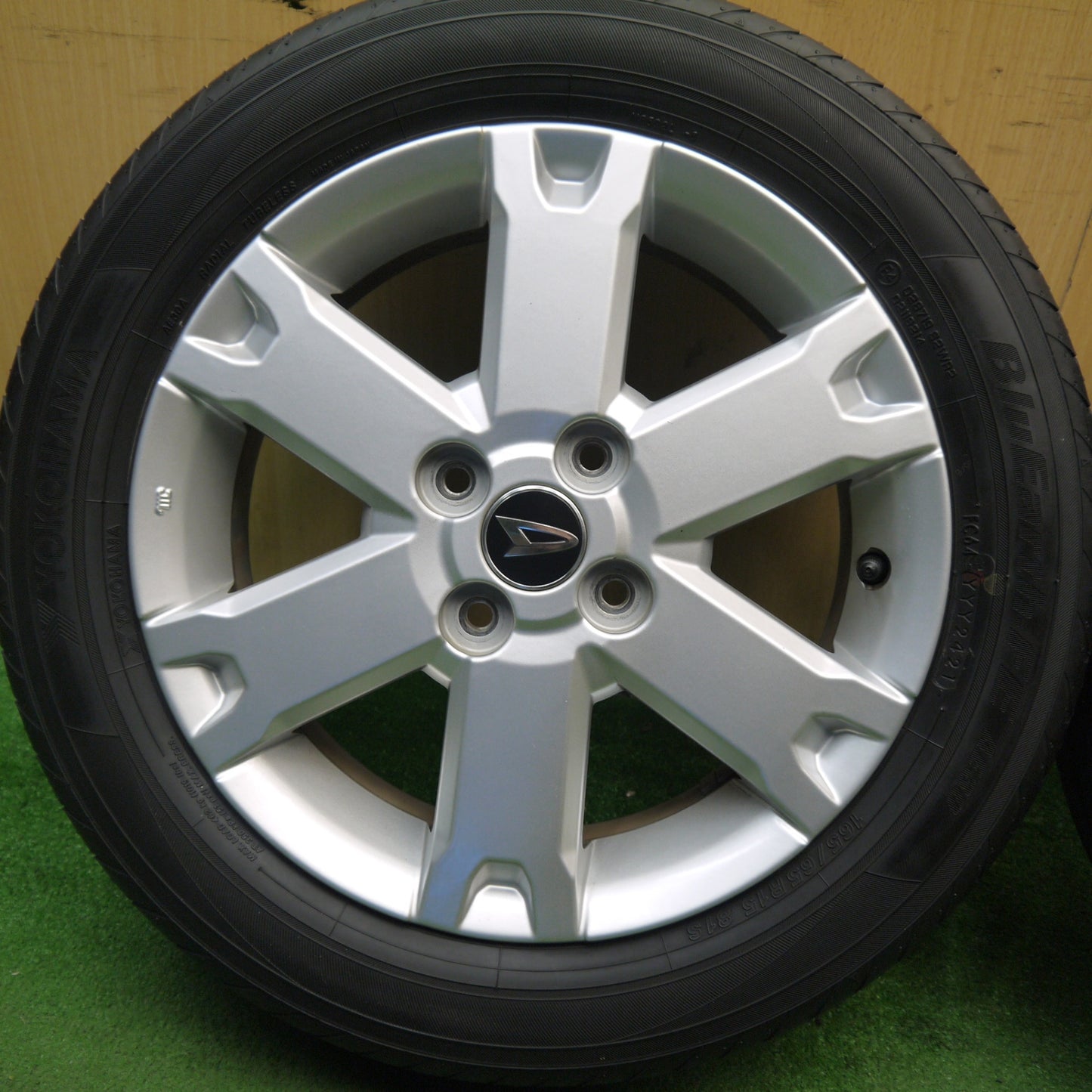 キレイ!21年!2本★ダイハツ タフト 純正 165/65R15 ヨコハマ BluEarth-FE AE30 15インチ PCD100/4H★5061608Hノ