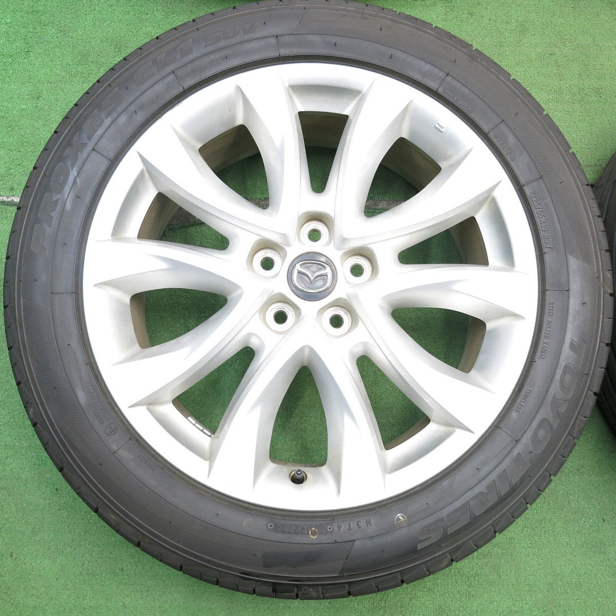 バリ溝!24年!キレイ!9.5分★マツダ CX-5 純正 225/55R19 トーヨー プロクセス CL1 SUV 19インチ CX5 PCD114.3/5H★5062703AKノ