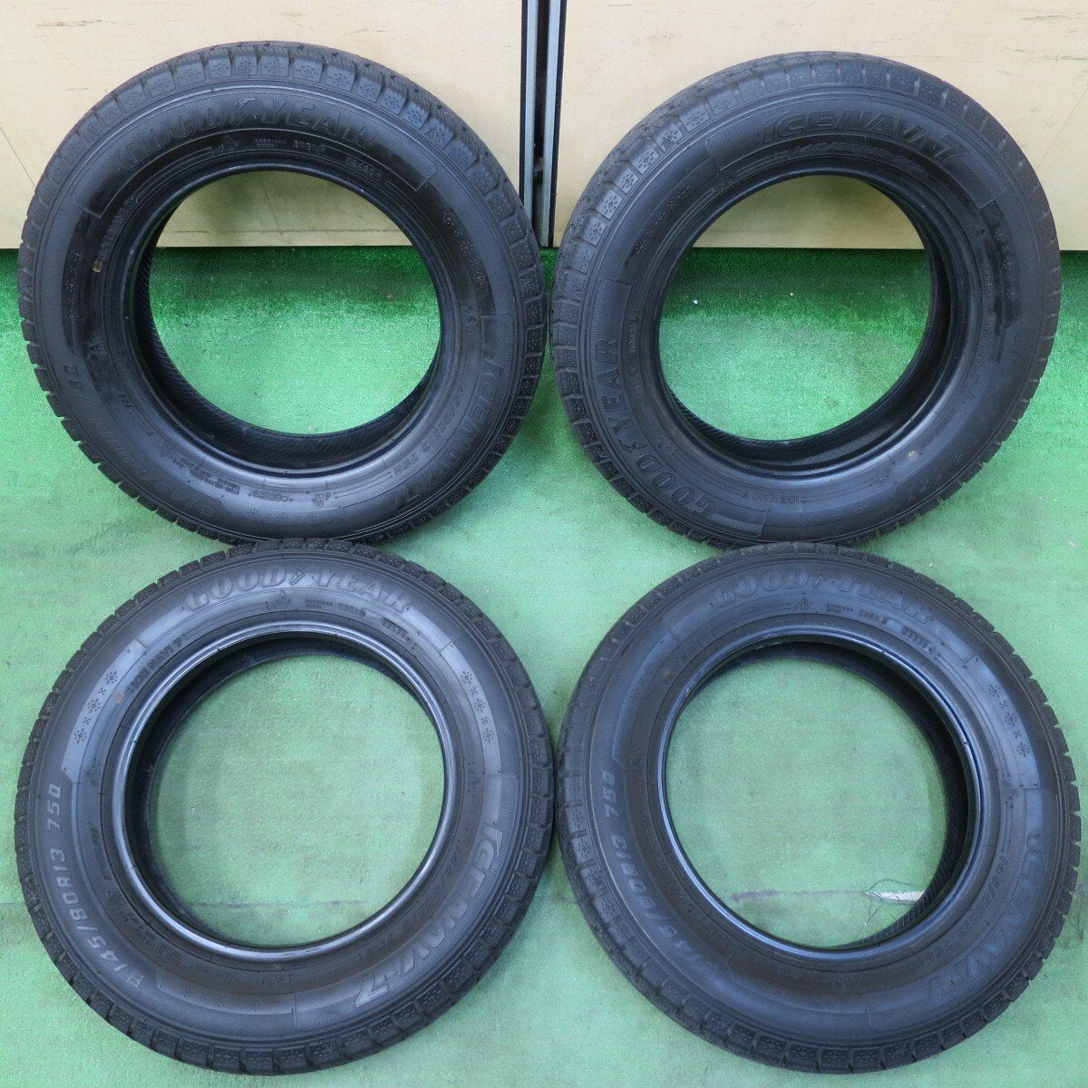 バリ溝!9分★スタッドレス 145/80R13 グッドイヤー アイスナビ7 タイヤ 13インチ タント ムーブ アルト プレオ 等★5012206イスタ