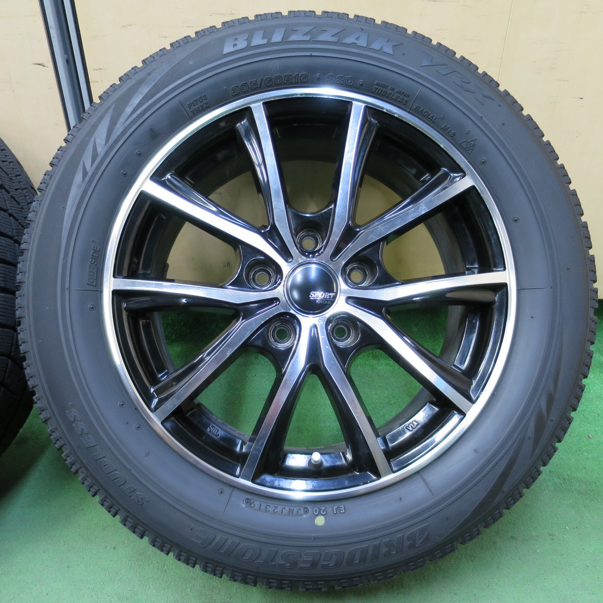4本価格★スタッドレス 205/60R16 ブリヂストン ブリザック VRX SPORT KRONE 16インチ スポルト クローネ PCD114.3/5H★5041003イス