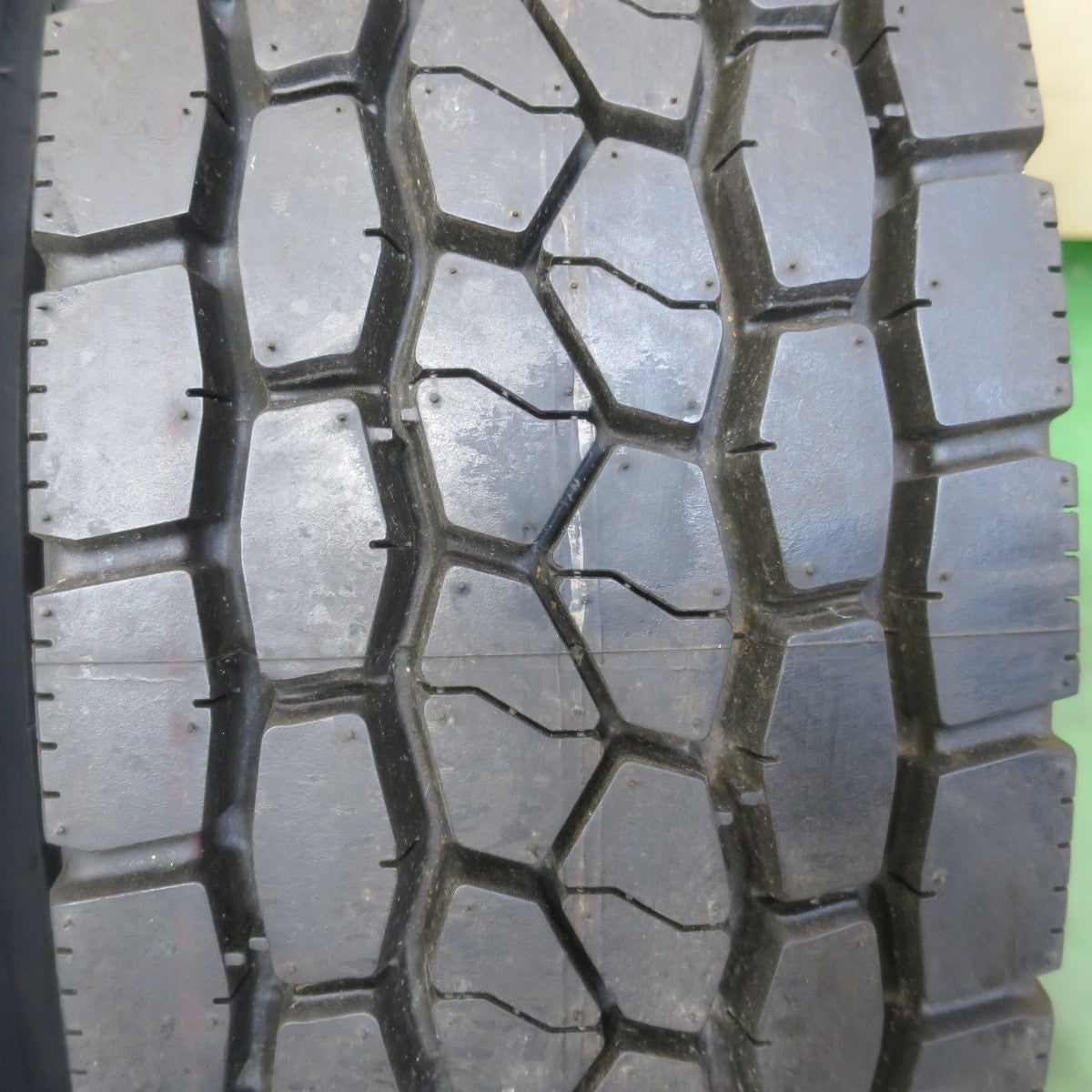 未使用!2本★トラック タイヤ 225/80R17.5 123/122L ブリヂストン M800 ミックス オールシーズン 17.5インチ★6060102イスタ