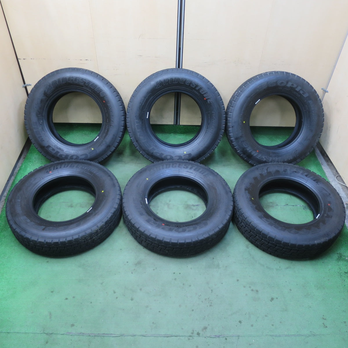 ほぼ未使用!25年!6本★トラック タイヤ 205/85R16 117/115N ブリヂストン エコピア M812 ミックス オールシーズン 16インチ★6020610イスタ
