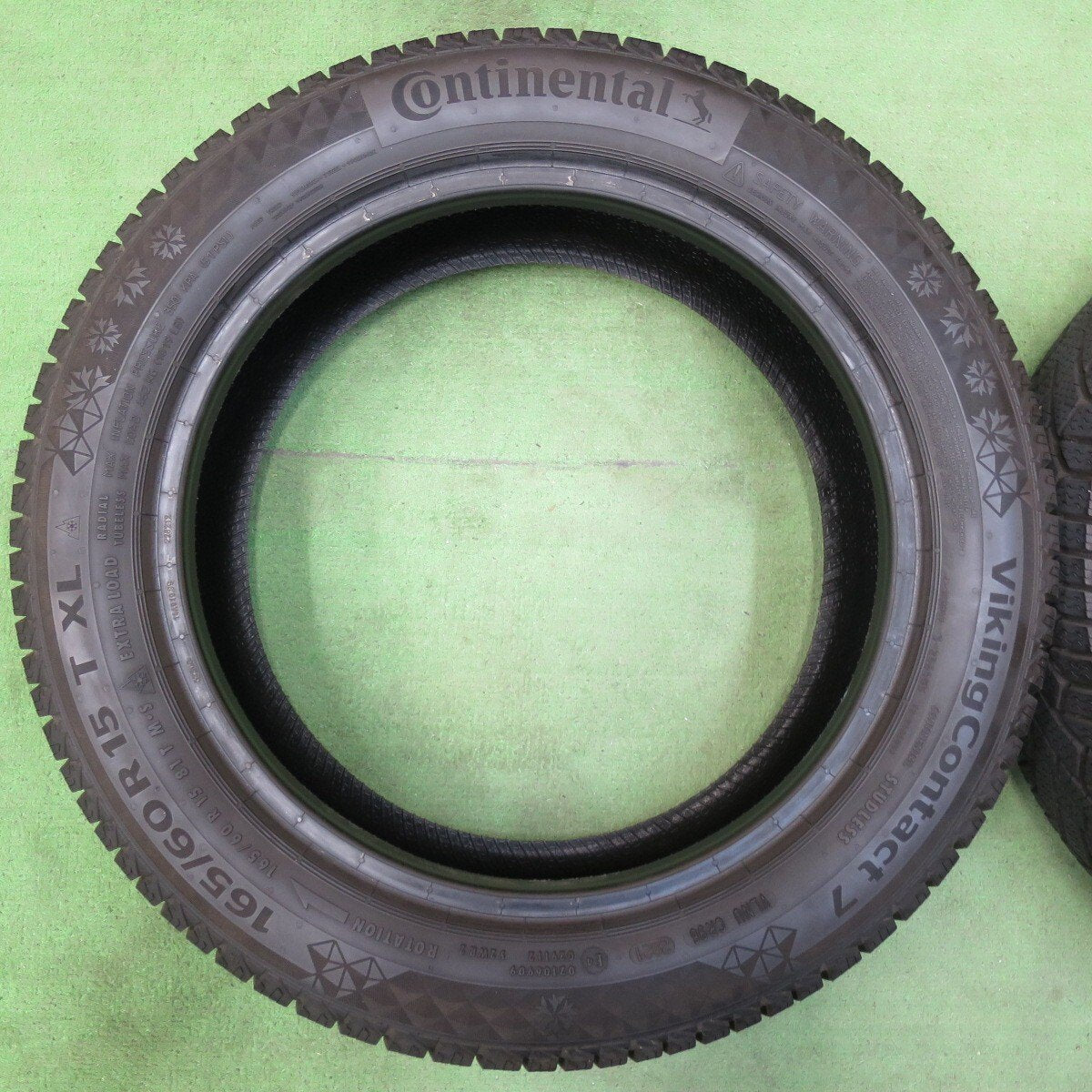 バリ溝!21年!8.5分★スタッドレス 165/60R15 コンチネンタル バイキングコンタクト7 タイヤ 15インチ ハスラー フレア クロスオーバー 等★5032012イスタ